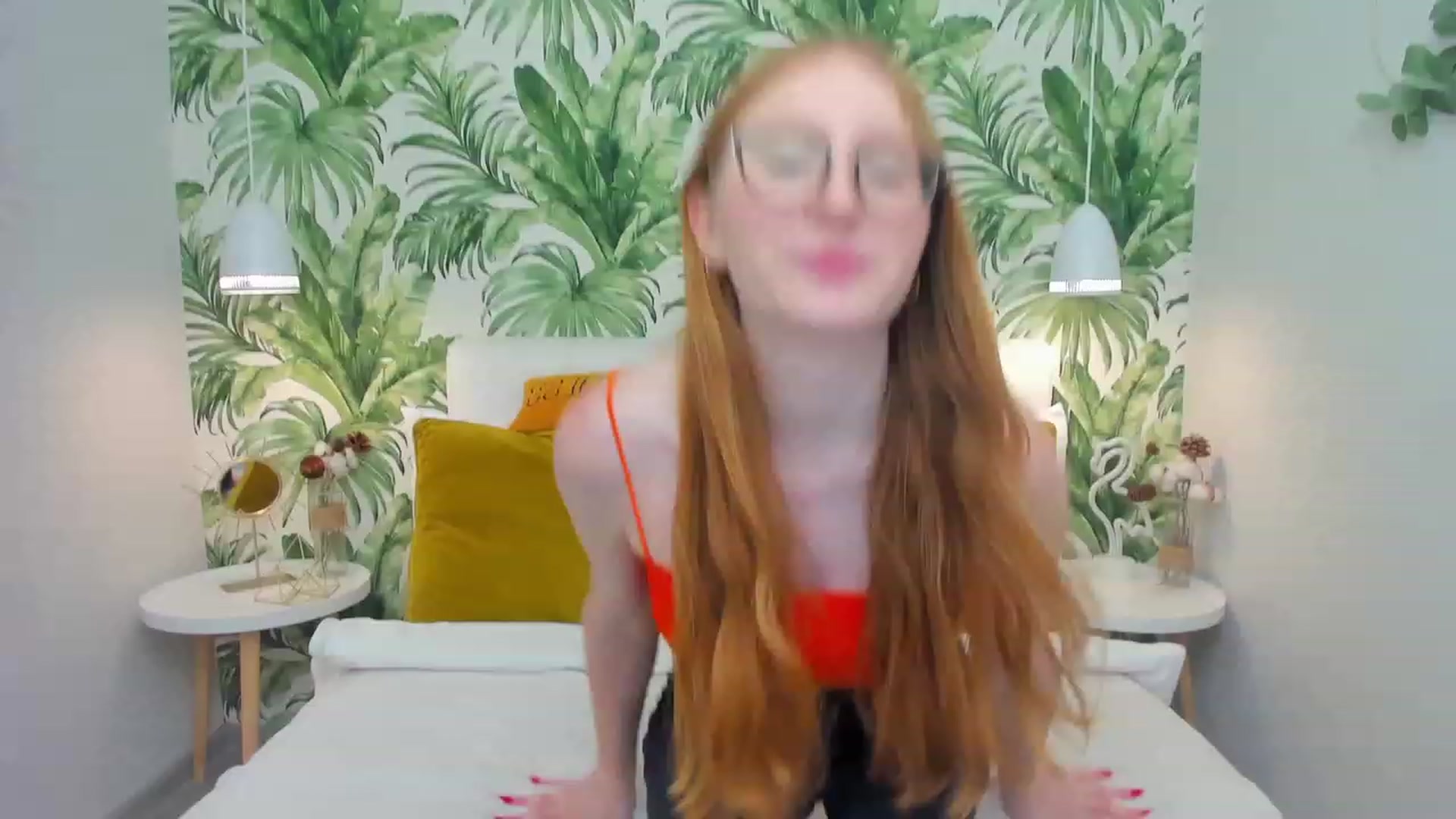 Gallery image thumbnail from MiyaFoxy's myfreecams stream on, 06/20/2023, 19:07 image 18 of 20