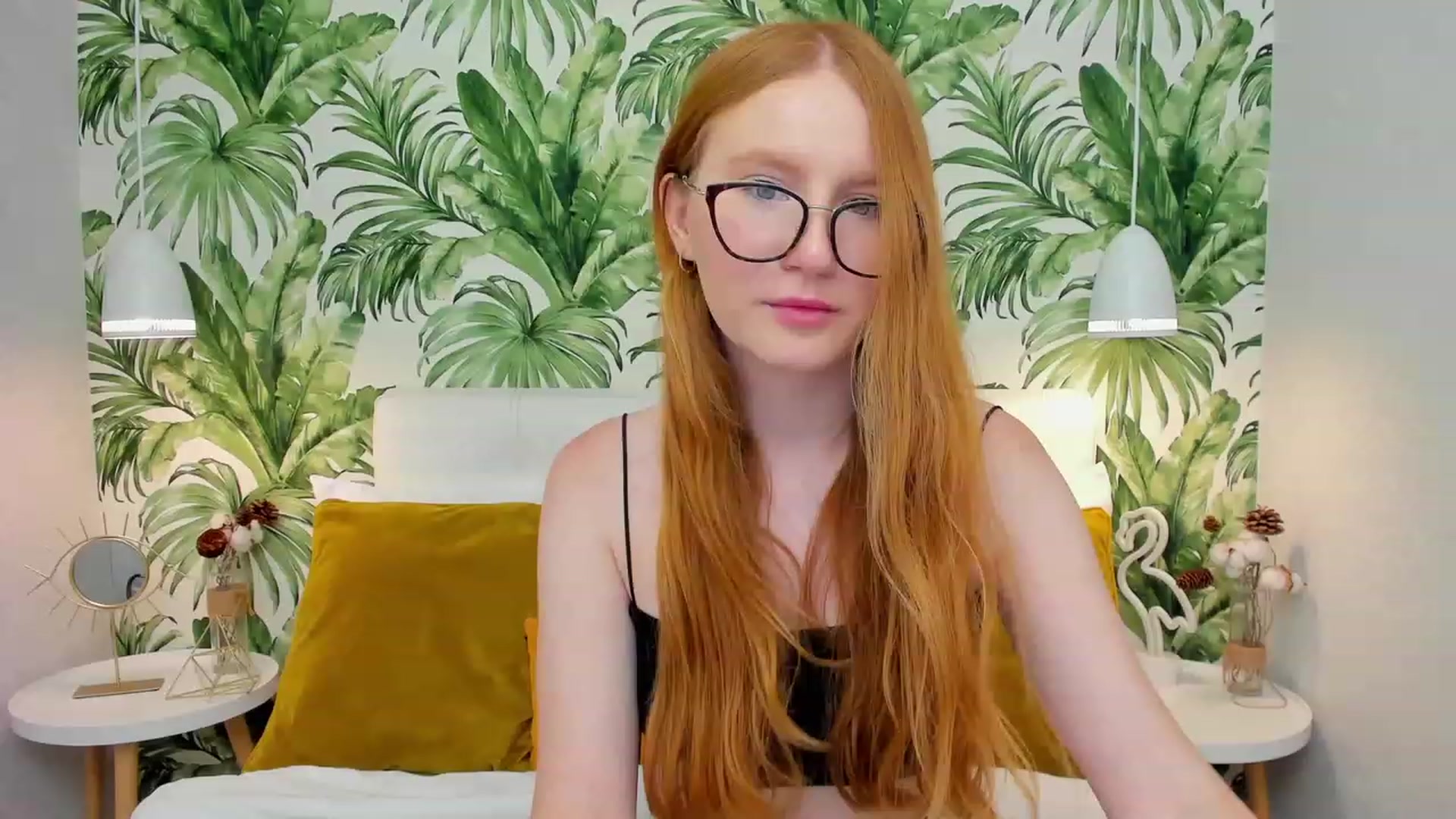 Gallery image thumbnail from MiyaFoxy's myfreecams stream on, 06/25/2023, 15:16 image 13 of 20