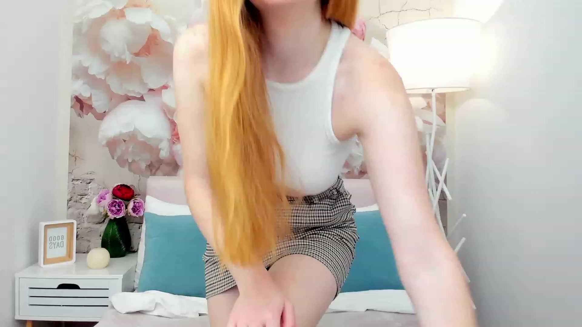 Gallery image thumbnail from MiyaFoxy's myfreecams stream on, 07/23/2023, 15:08 image 12 of 20