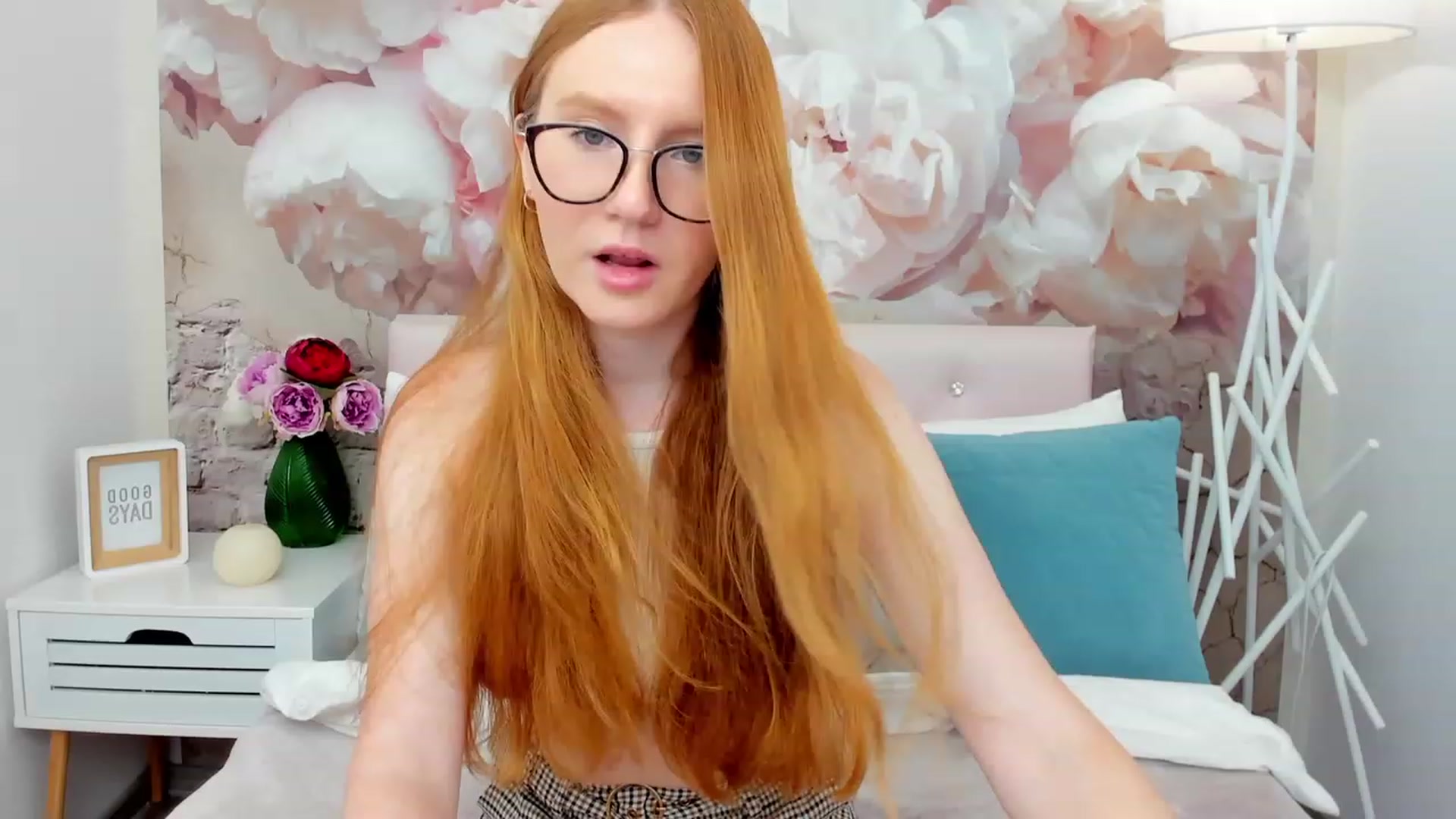 Gallery image thumbnail from MiyaFoxy's myfreecams stream on, 07/23/2023, 15:08 image 7 of 20