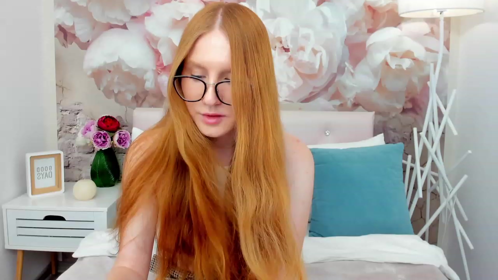 Gallery image thumbnail from MiyaFoxy's myfreecams stream on, 07/23/2023, 15:08 image 5 of 20