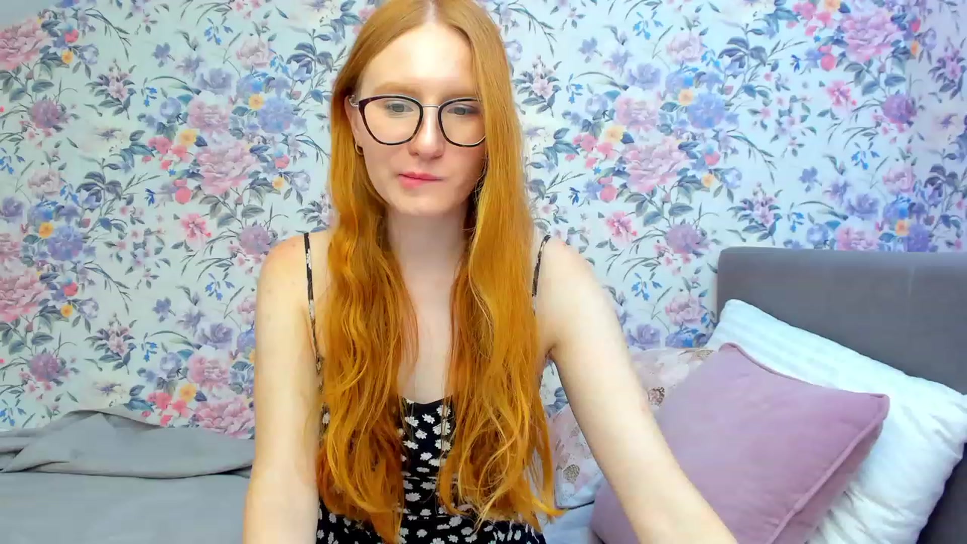 Gallery image thumbnail from MiyaFoxy's myfreecams stream on, 07/25/2023, 16:42 image 13 of 20