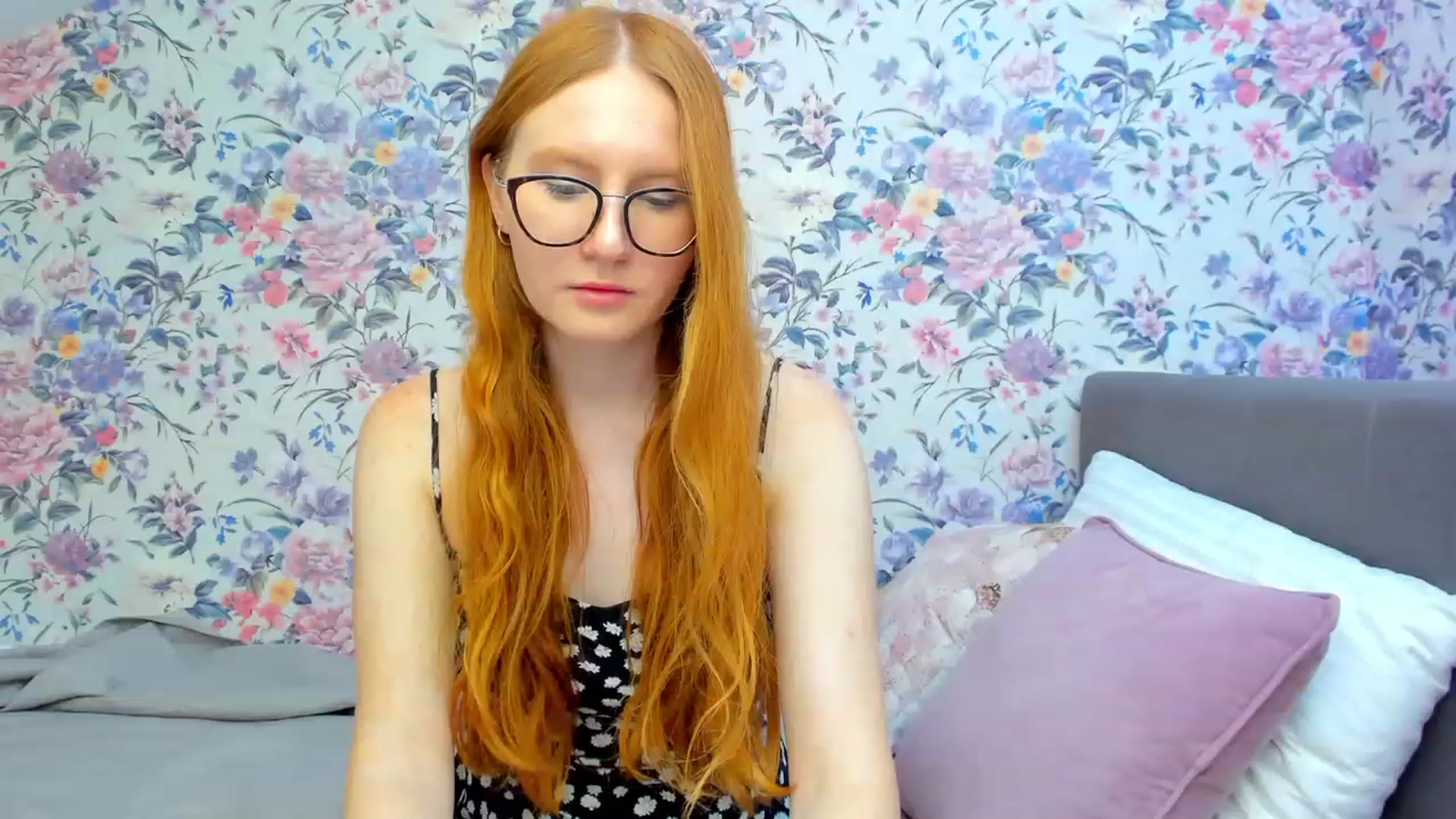 Gallery image thumbnail from MiyaFoxy's myfreecams stream on, 07/25/2023, 16:42 image 11 of 20