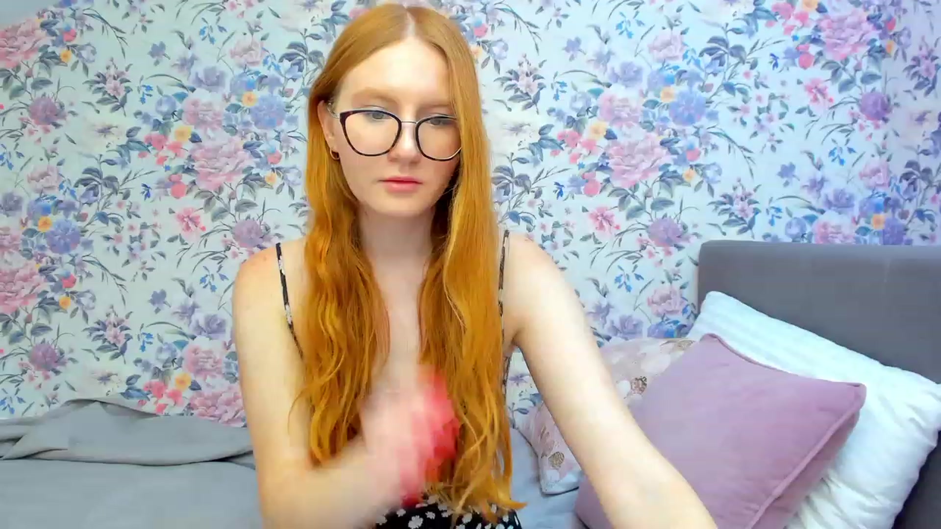 Gallery image thumbnail from MiyaFoxy's myfreecams stream on, 07/25/2023, 16:42 image 12 of 20