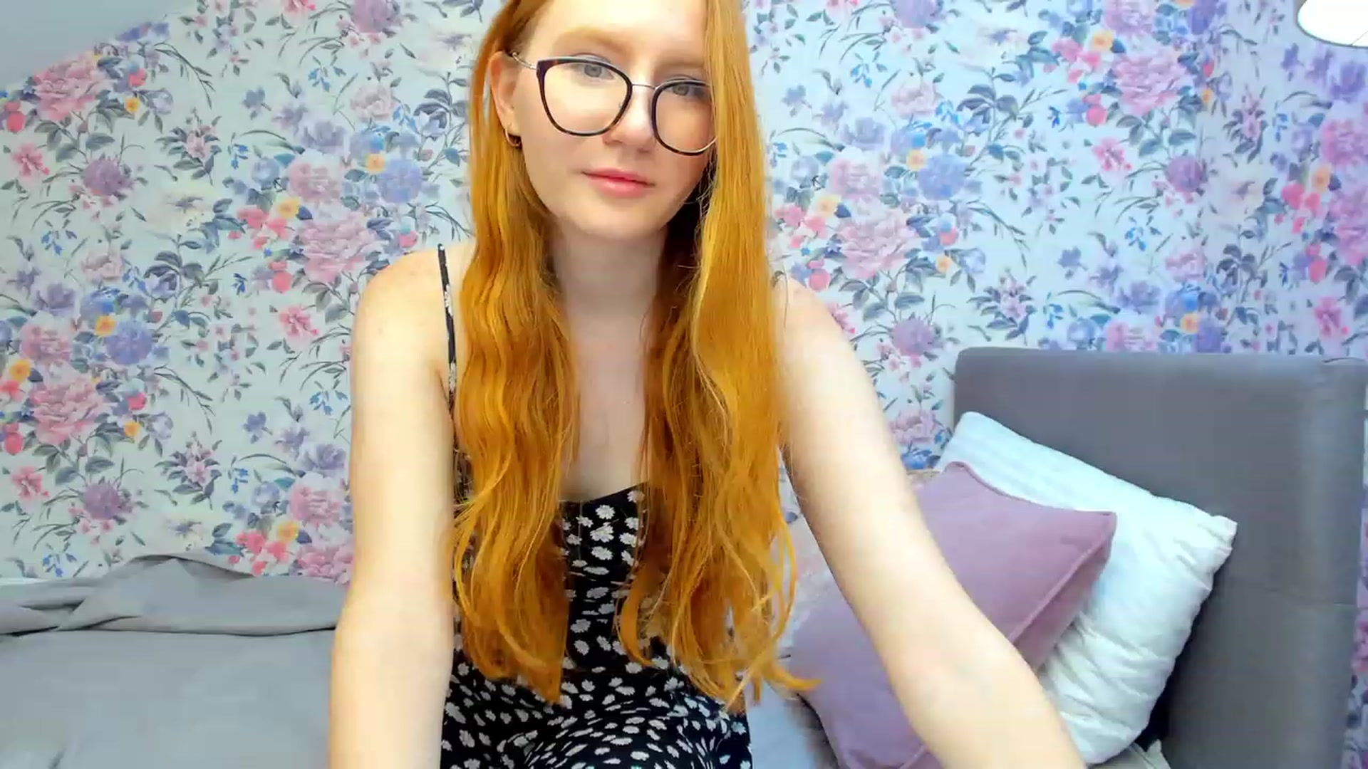 Gallery image thumbnail from MiyaFoxy's myfreecams stream on, 07/25/2023, 16:42 image 18 of 20