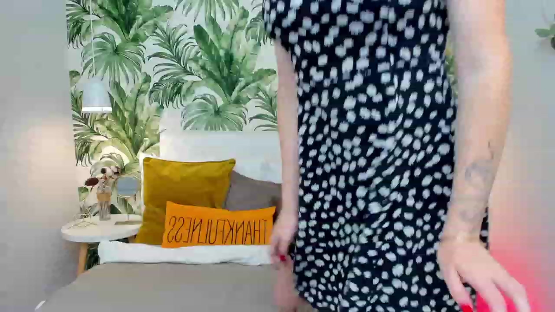 Gallery image thumbnail from MiyaFoxy's myfreecams stream on, 08/06/2023, 11:36 image 16 of 20