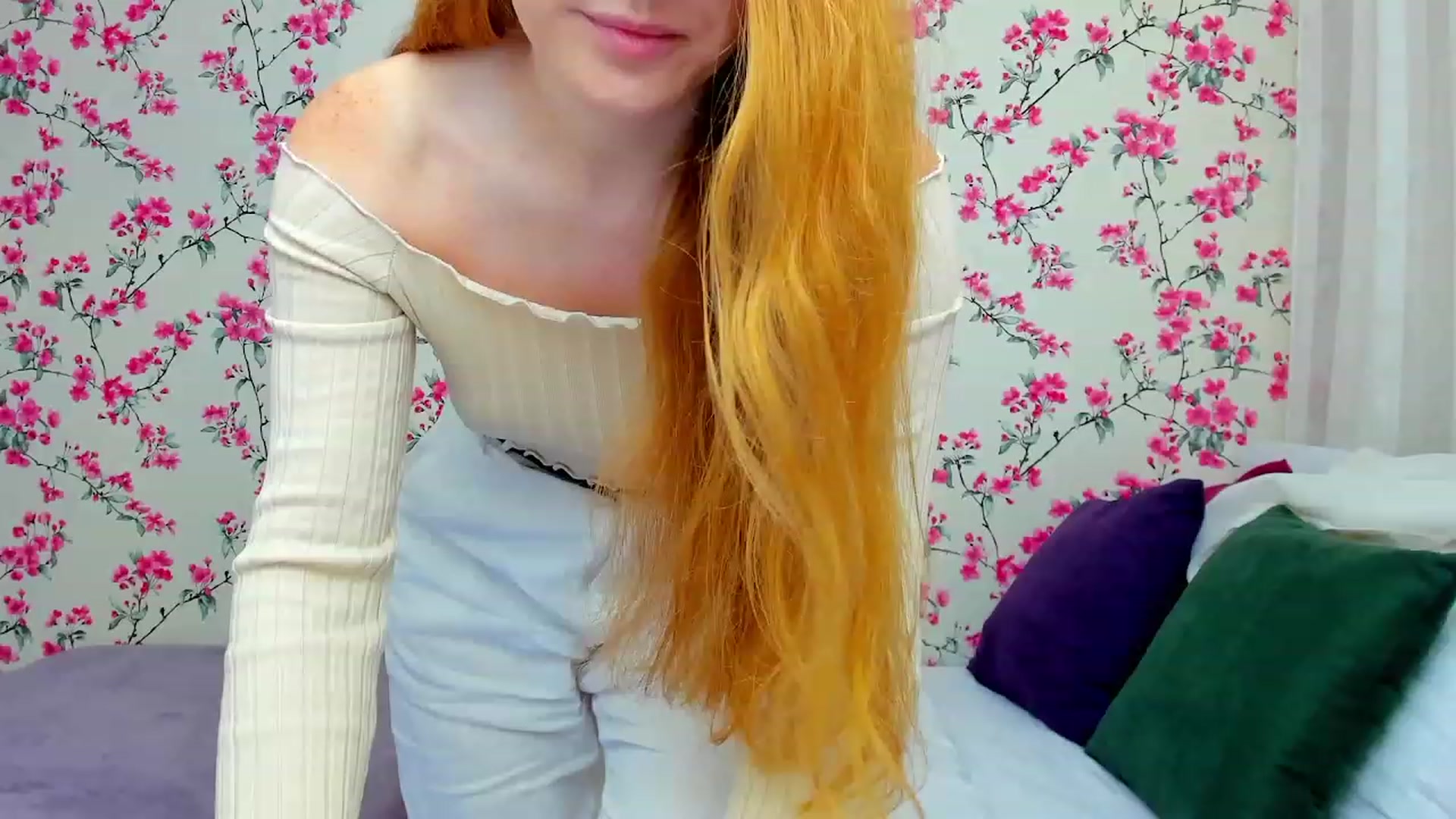 Gallery image thumbnail from MiyaFoxy's myfreecams stream on, 08/08/2023, 13:34 image 18 of 20