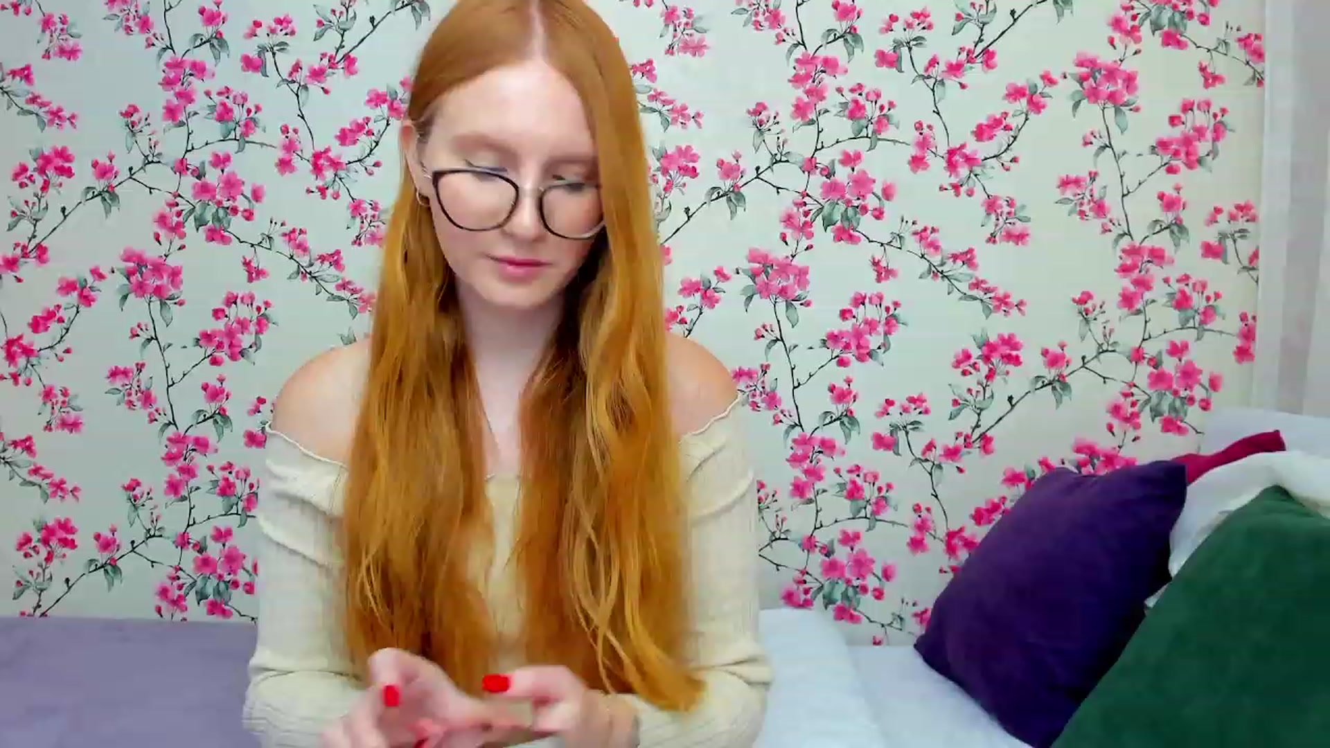 Gallery image thumbnail from MiyaFoxy's myfreecams stream on, 08/08/2023, 15:02 image 4 of 20