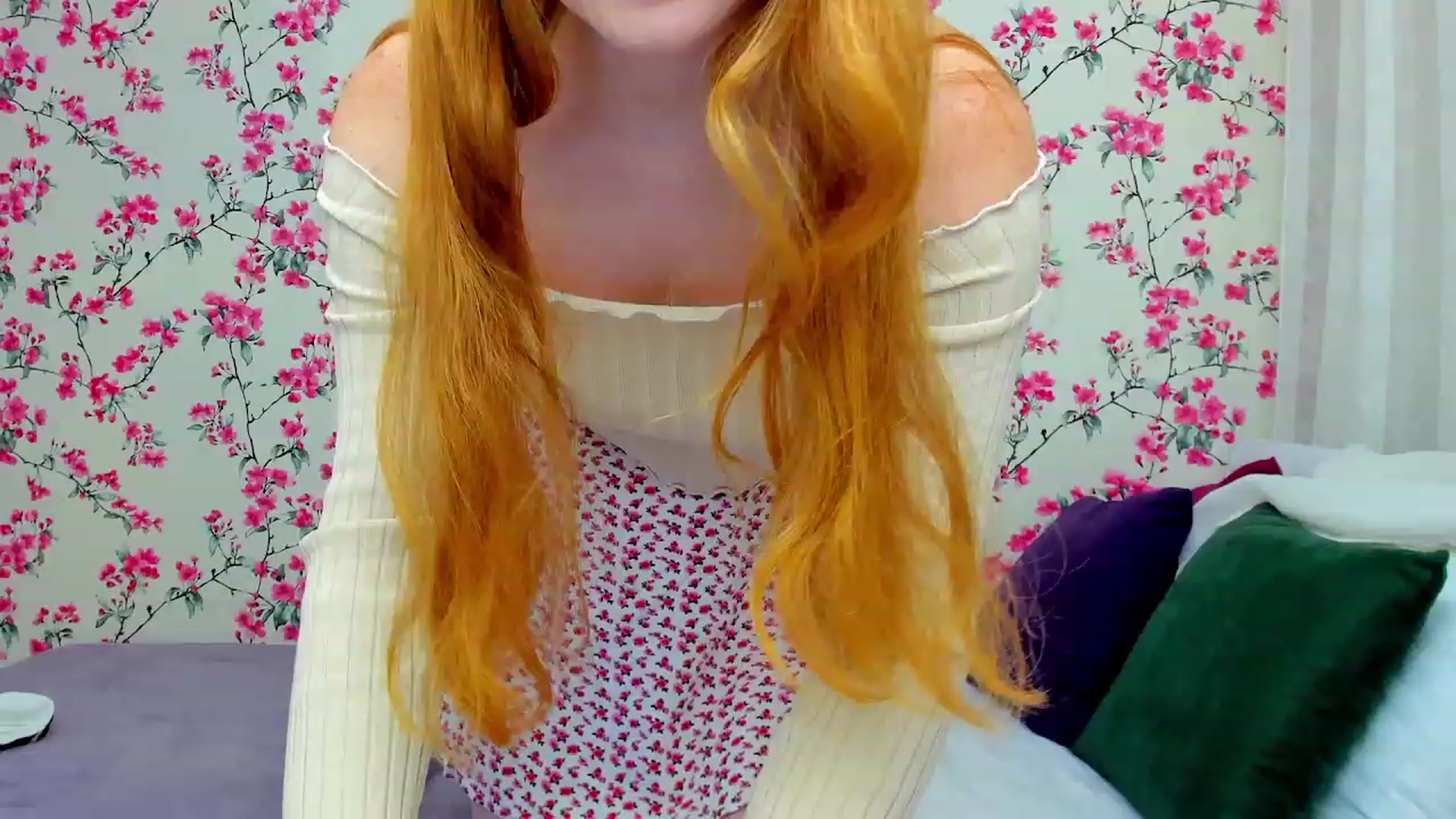 Gallery image thumbnail from MiyaFoxy's myfreecams stream on, 08/08/2023, 15:02 image 16 of 20