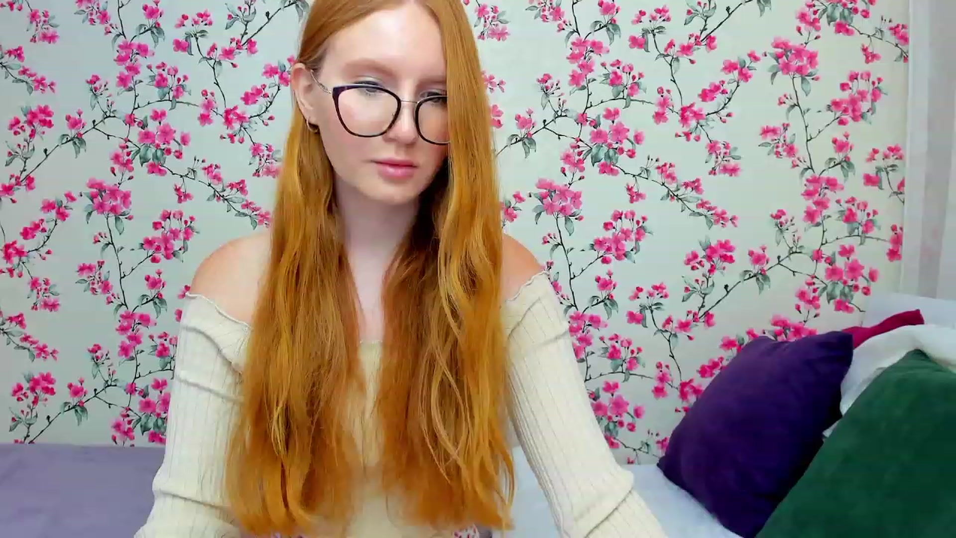 Gallery image thumbnail from MiyaFoxy's myfreecams stream on, 08/08/2023, 15:02 image 2 of 20