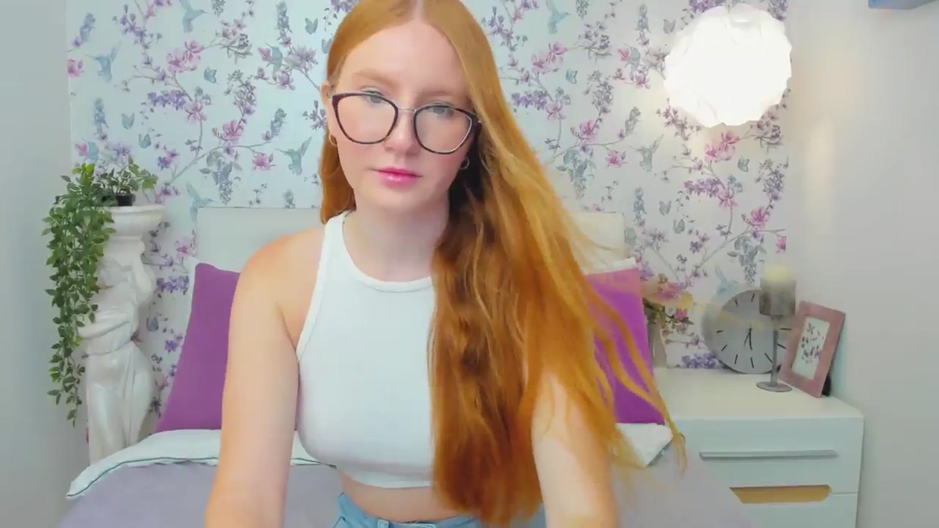 Gallery image thumbnail from MiyaFoxy's myfreecams stream on, 08/12/2023, 13:07 image 2 of 20