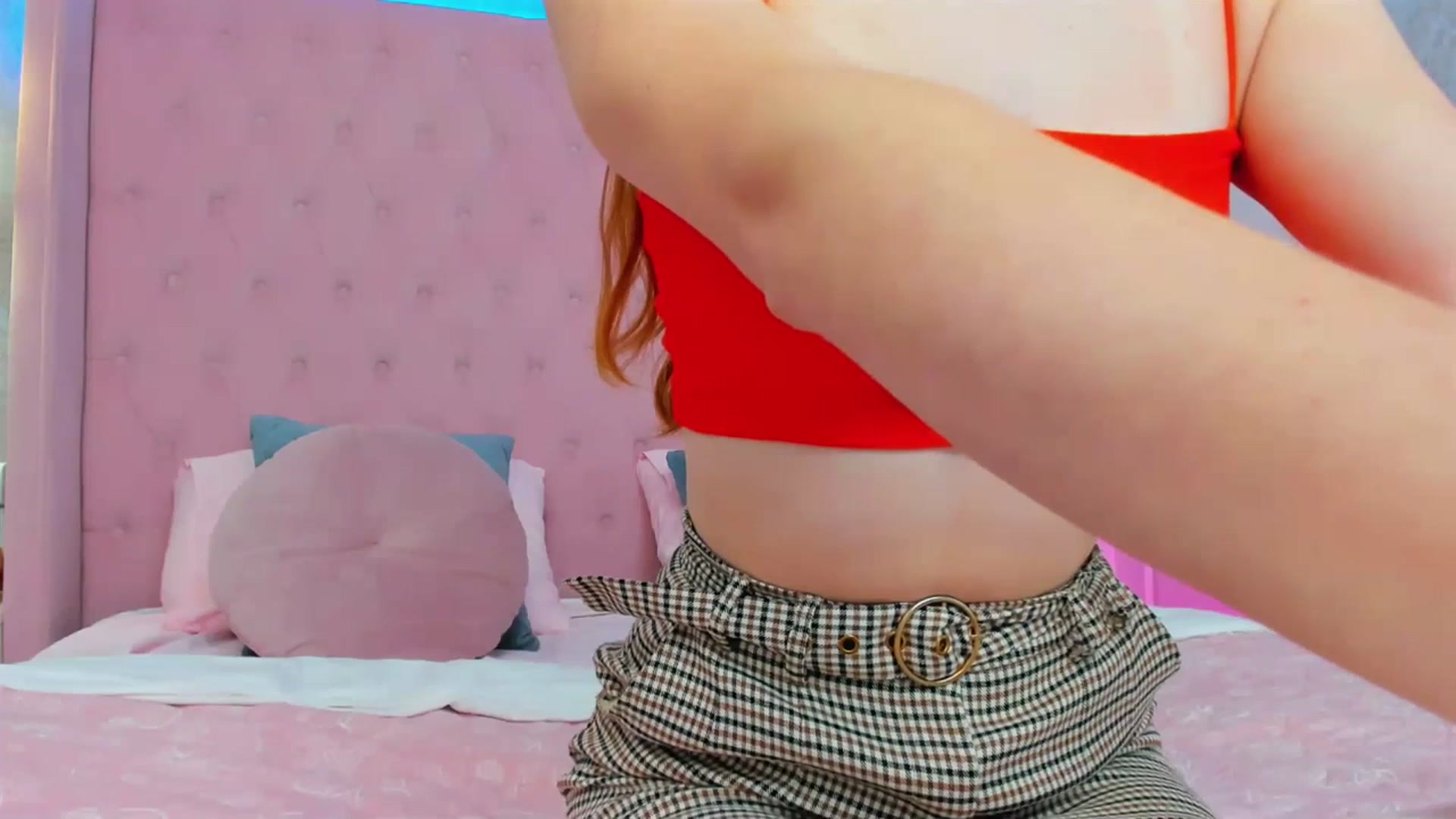 Gallery image thumbnail from MiyaFoxy's myfreecams stream on, 08/13/2023, 12:00 image 8 of 20