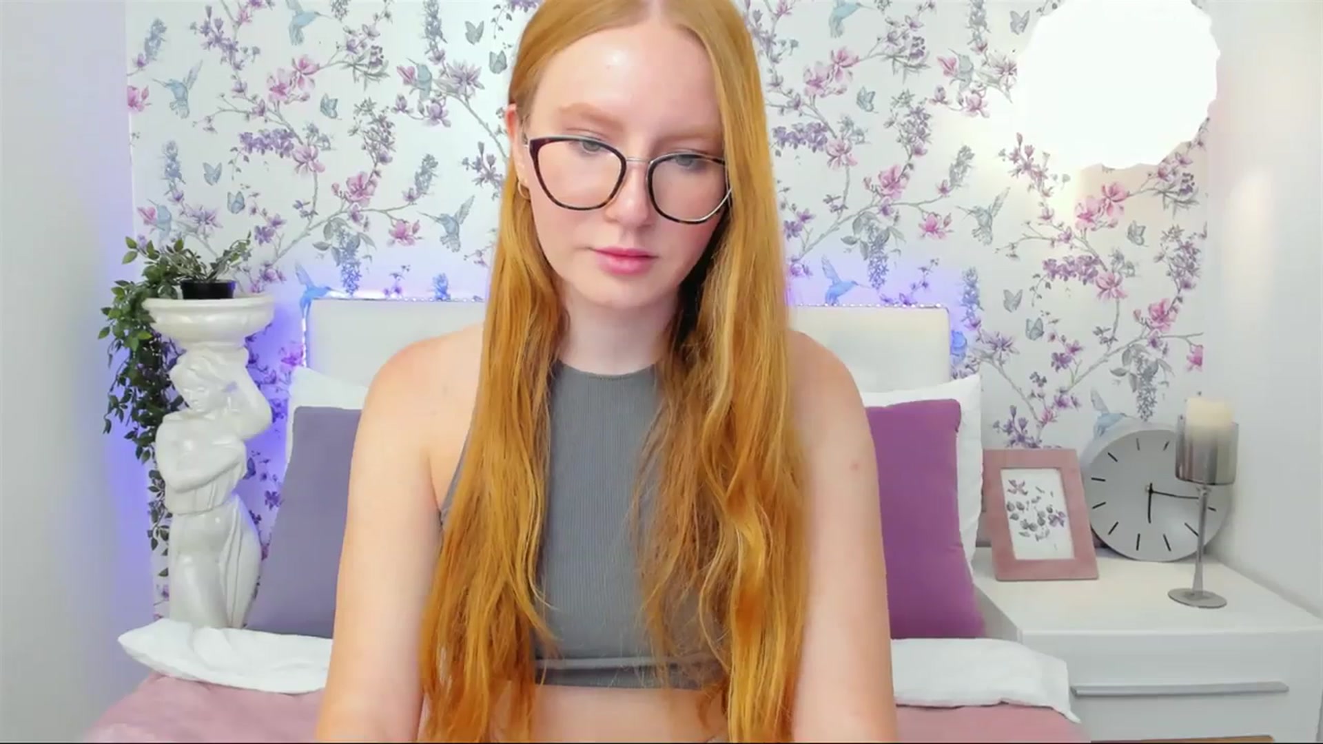 Gallery image thumbnail from MiyaFoxy's myfreecams stream on, 10/08/2023, 15:20 image 13 of 20