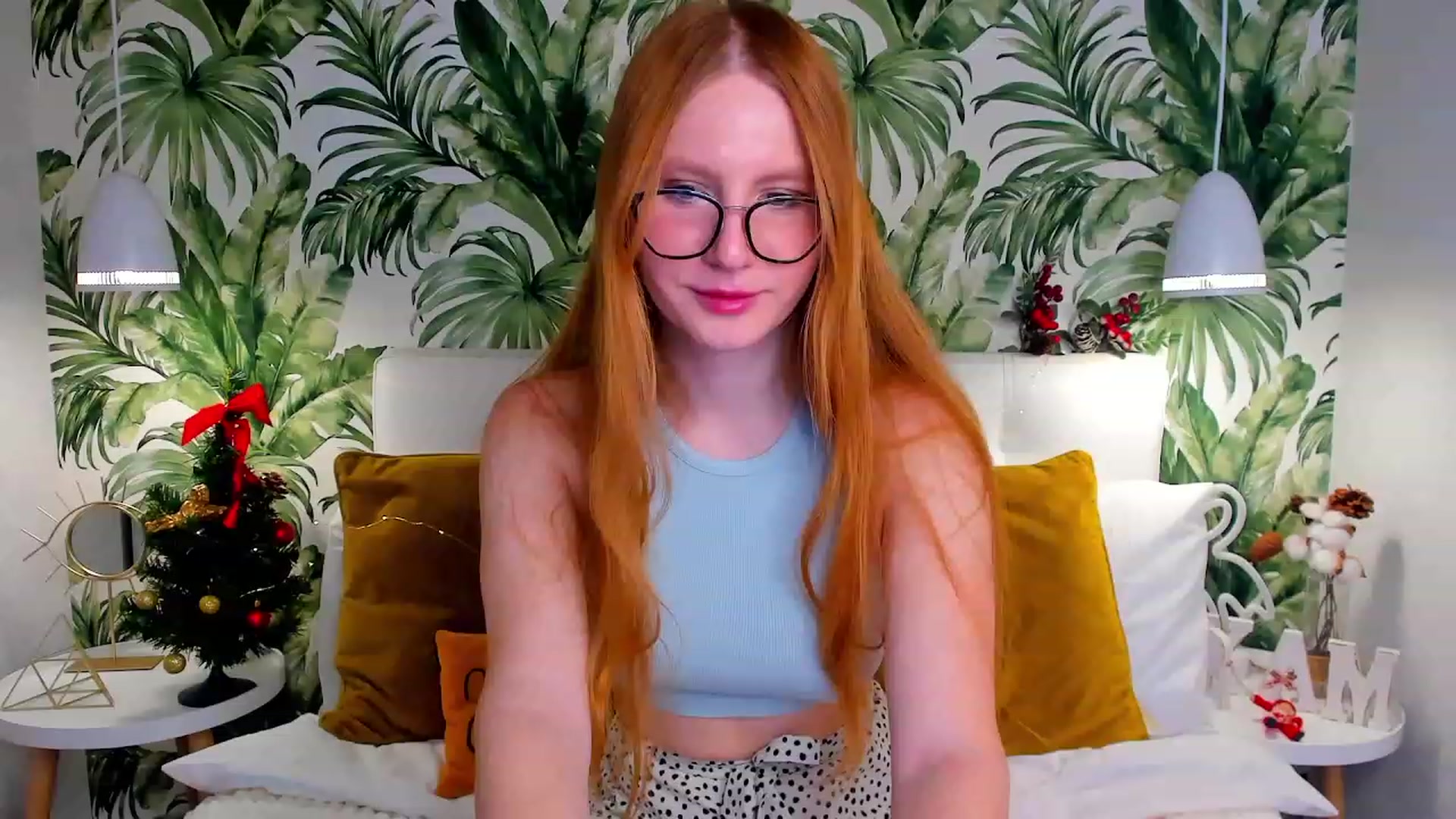Gallery image thumbnail from MiyaFoxy's myfreecams stream on, 12/16/2023, 14:46 image 4 of 20