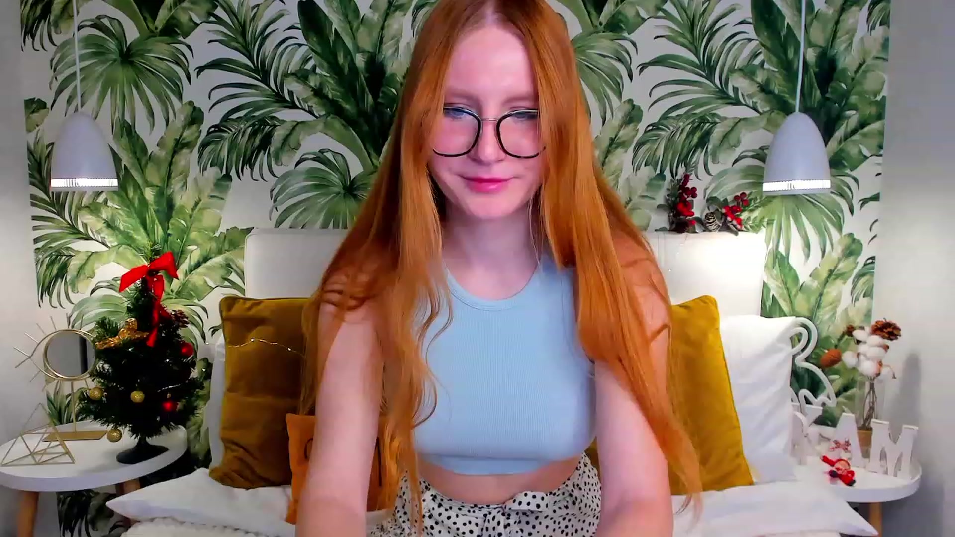 Gallery image thumbnail from MiyaFoxy's myfreecams stream on, 12/16/2023, 14:46 image 3 of 20