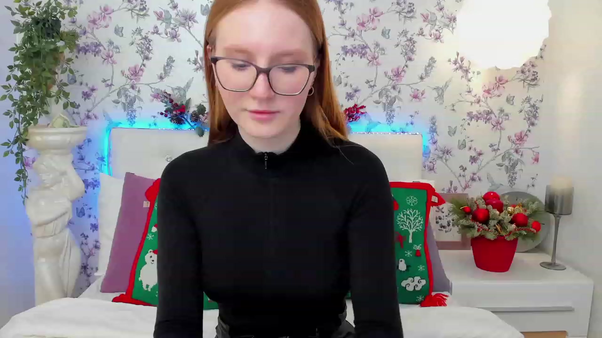 Gallery image thumbnail from MiyaFoxy's myfreecams stream on, 12/30/2023, 19:59 image 20 of 20