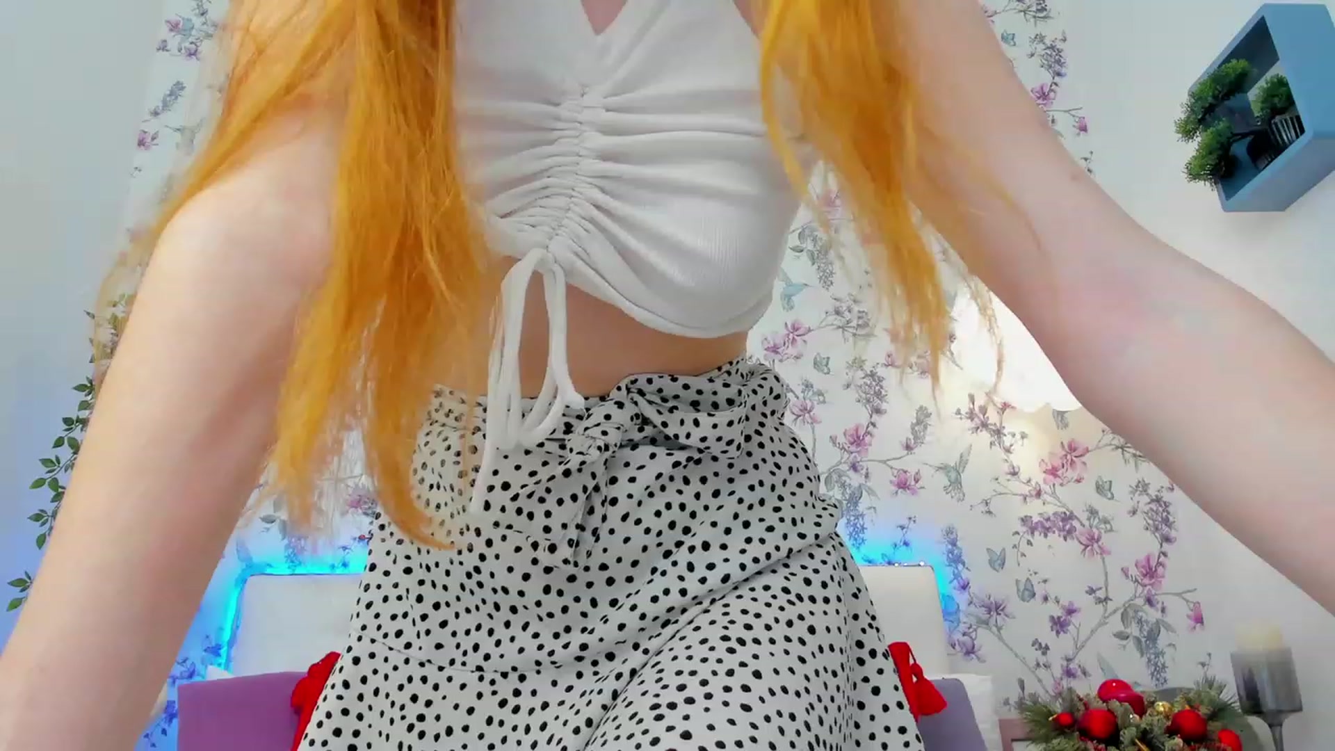 Gallery image thumbnail from MiyaFoxy's myfreecams stream on, 01/02/2024, 11:46 image 20 of 20