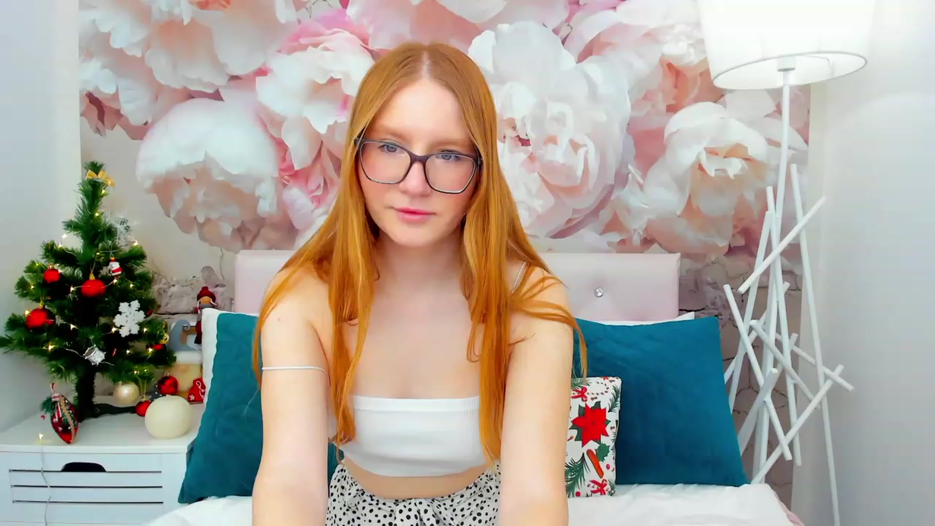 Gallery image thumbnail from MiyaFoxy's myfreecams stream on, 01/15/2024, 17:06 image 2 of 20