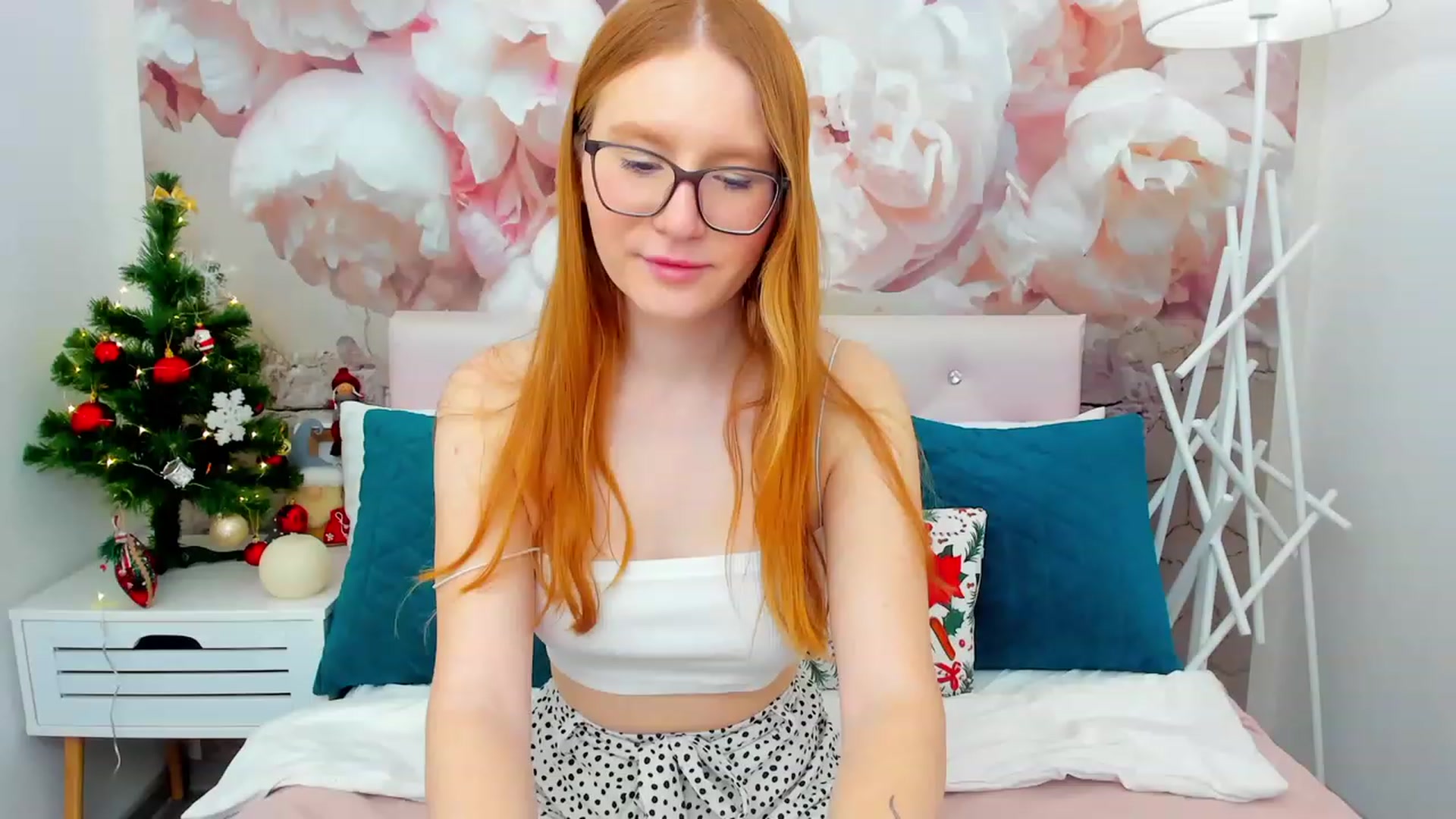 Gallery image thumbnail from MiyaFoxy's myfreecams stream on, 01/15/2024, 17:06 image 20 of 20