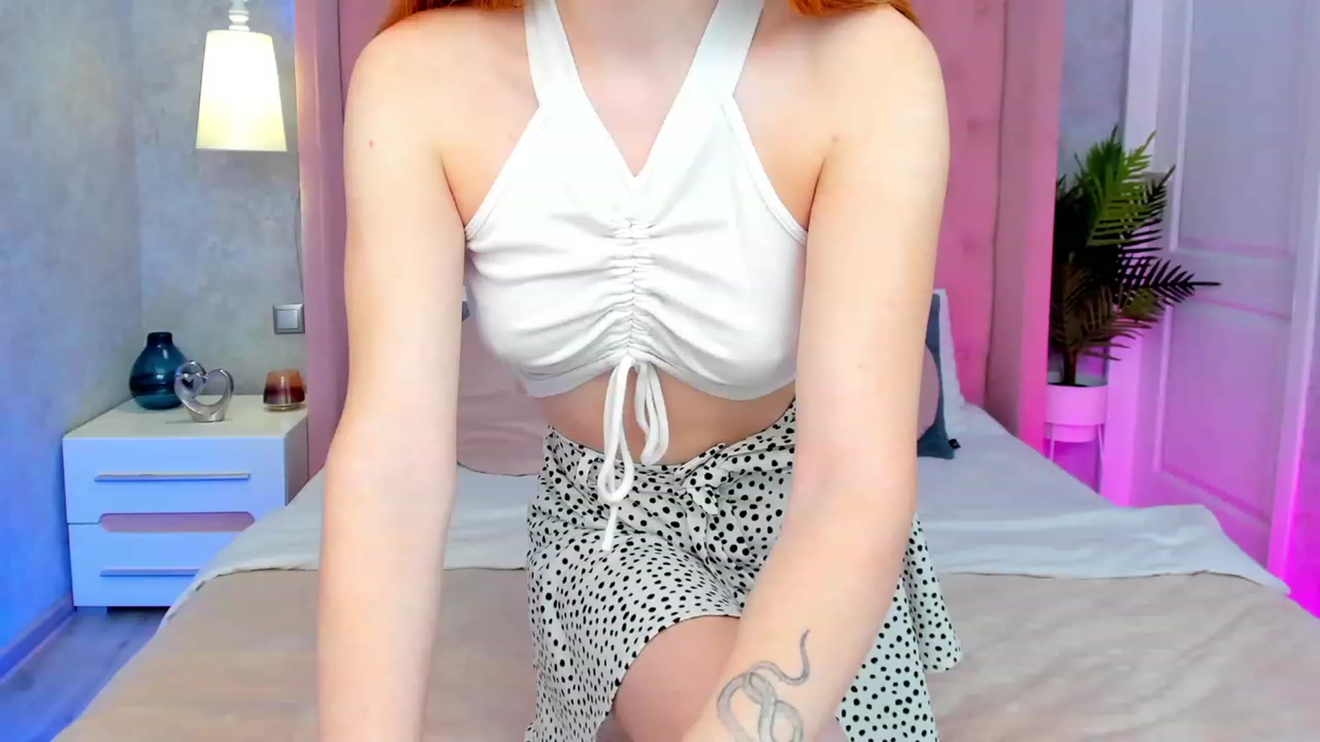 Gallery image thumbnail from MiyaFoxy's myfreecams stream on, 01/22/2024, 14:09 image 7 of 20