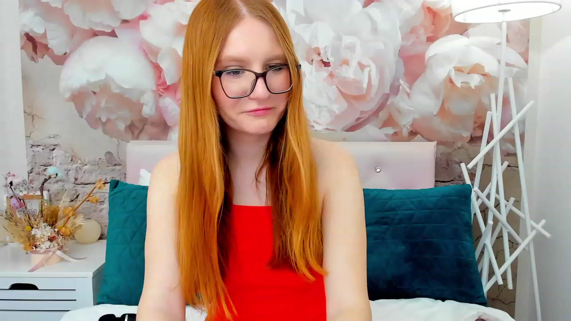 Gallery image thumbnail from MiyaFoxy's myfreecams stream on, 02/13/2024, 19:23 image 2 of 20