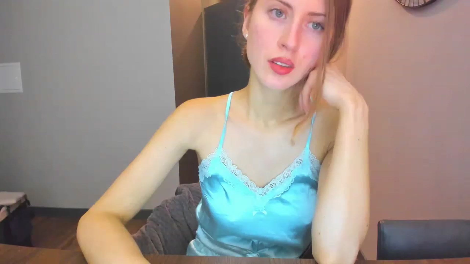 Gallery image thumbnail from Miya_look's myfreecams stream on, 12/25/2022, 21:55 image 9 of 20