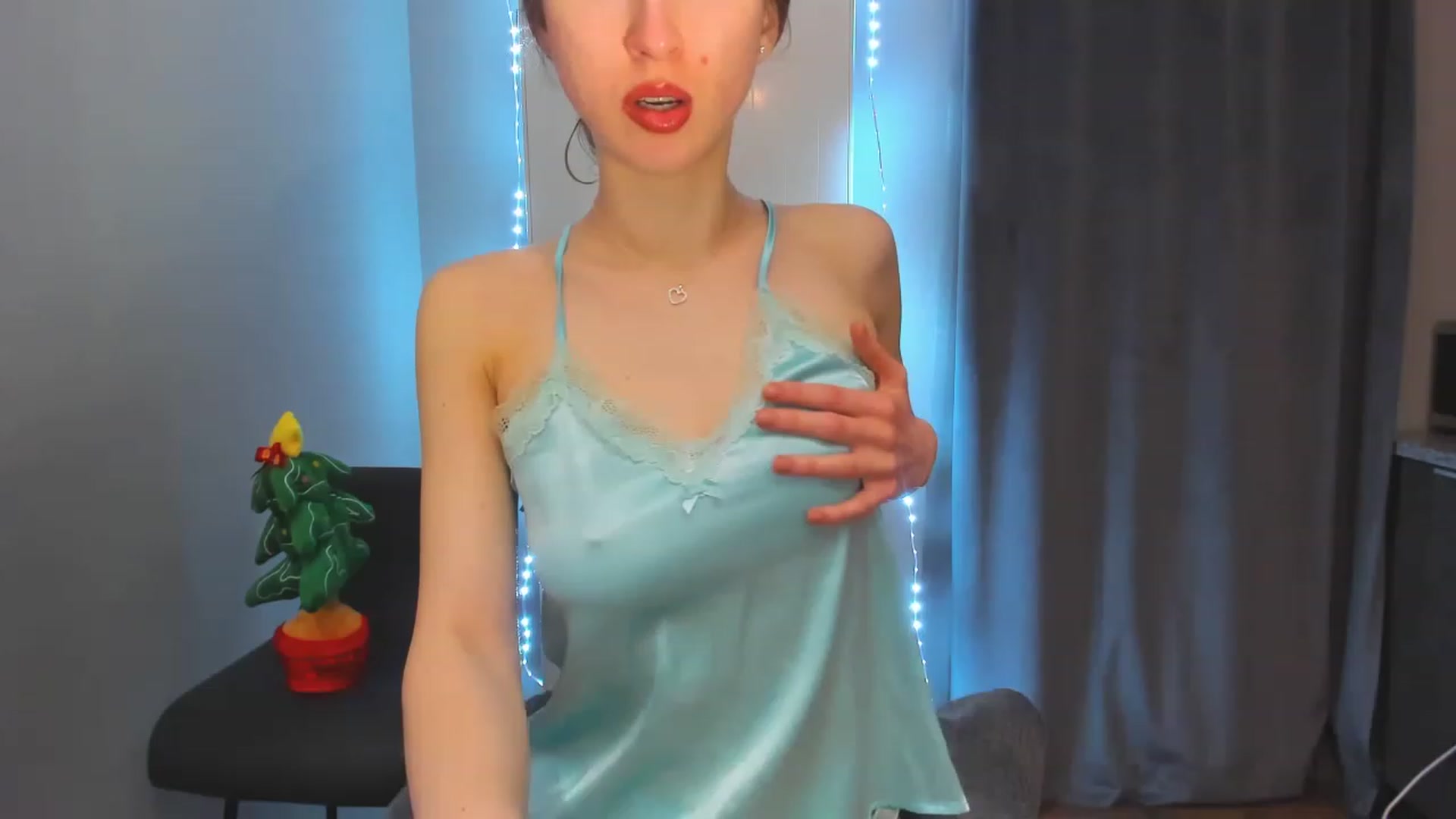 Gallery image thumbnail from Miya_look's myfreecams stream on, 01/01/2023, 22:32 image 18 of 20
