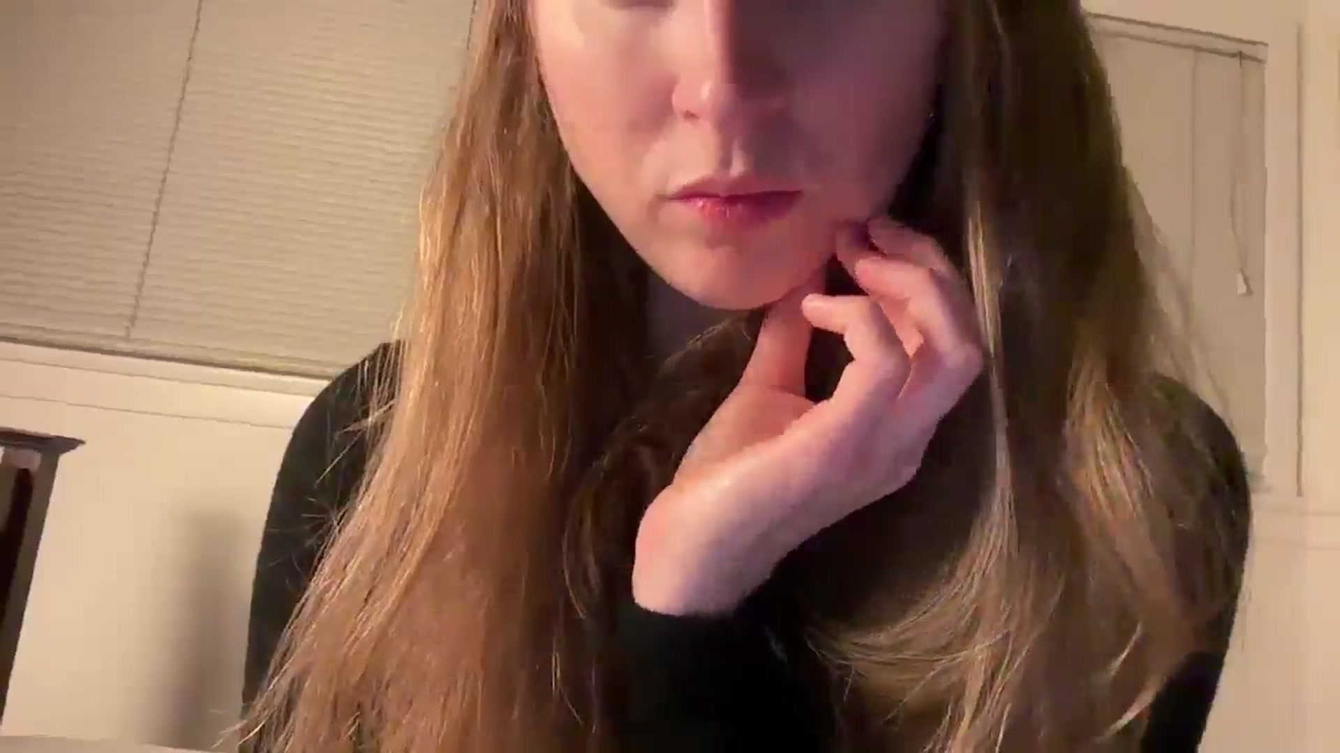 Gallery image thumbnail from Miya_look's myfreecams stream on, 03/31/2026, 10:00 image 7 of 20