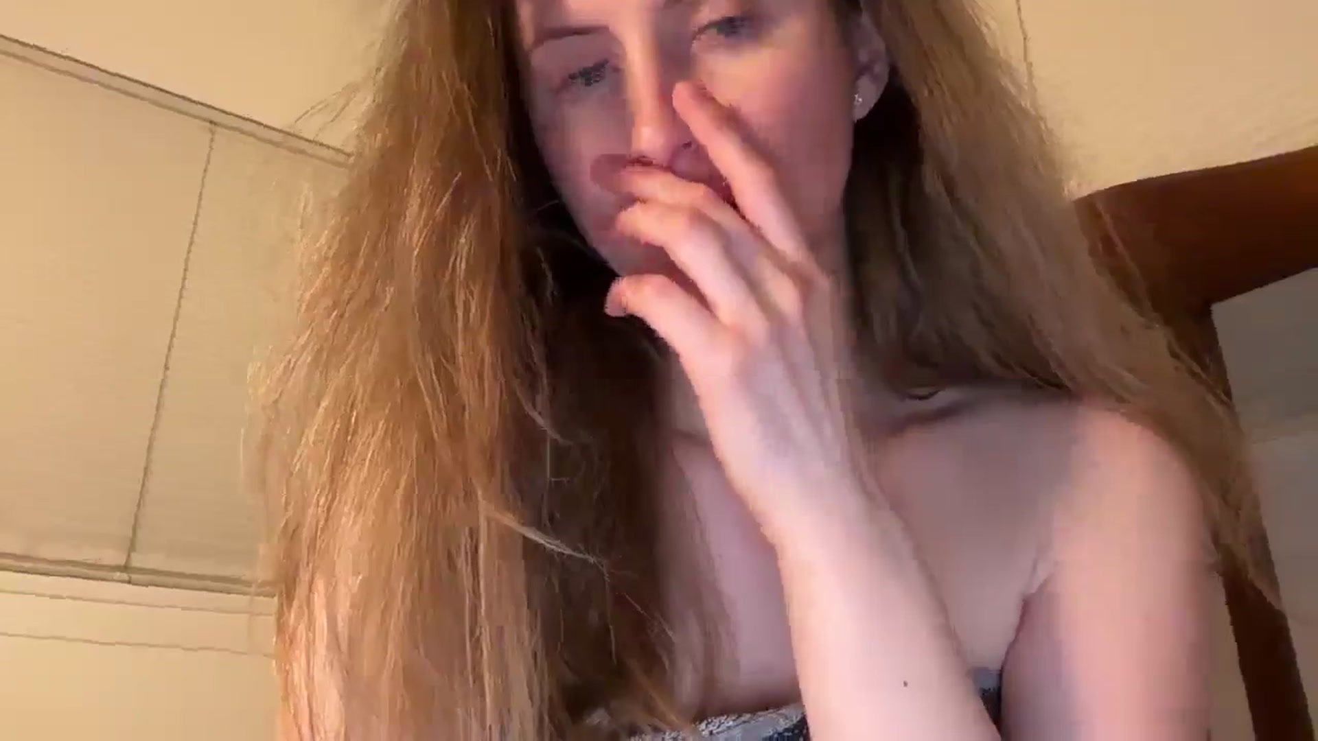 Gallery image thumbnail from Miya_look's myfreecams stream on, 03/31/2026, 11:47 image 9 of 20