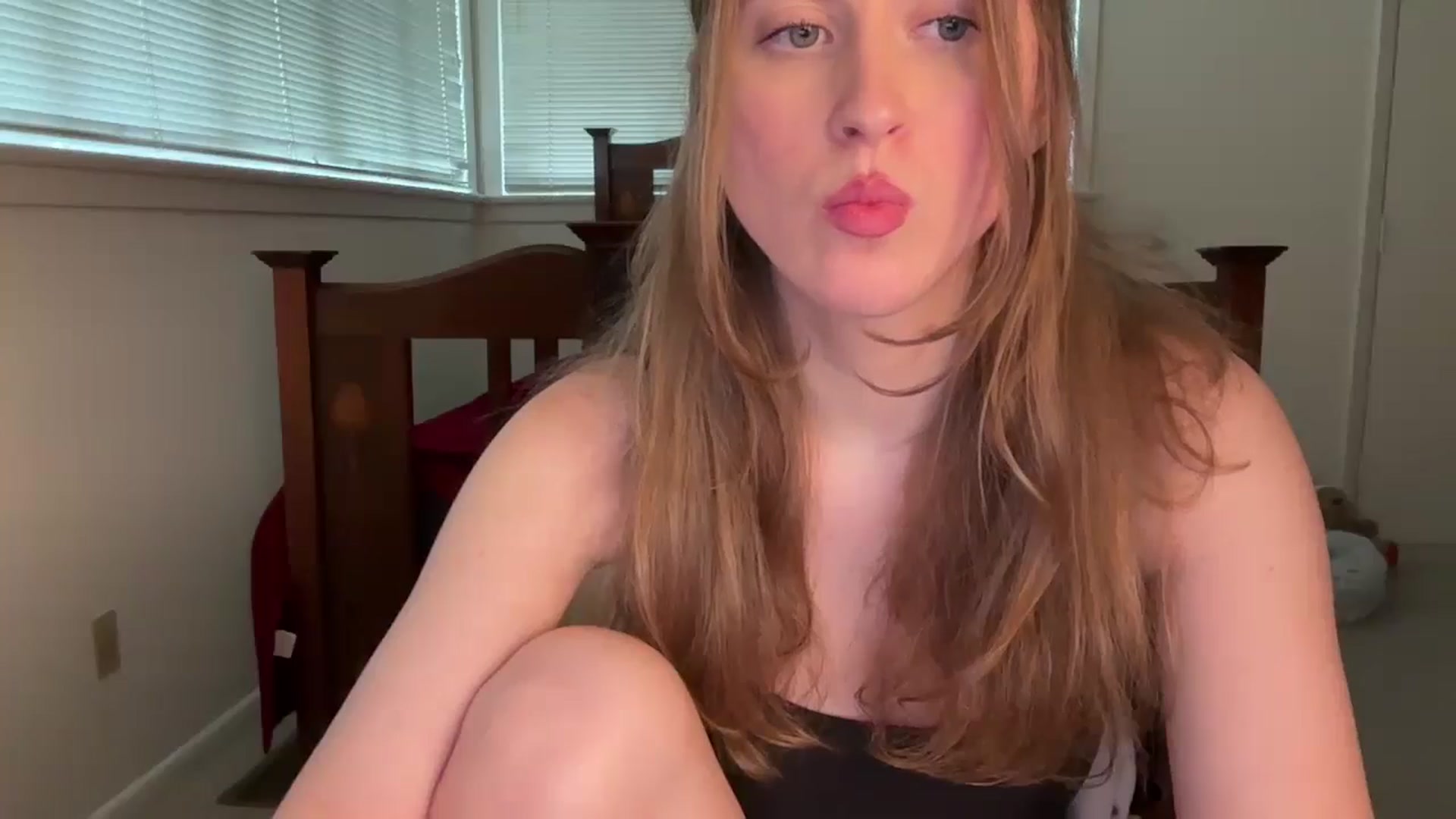 Gallery image thumbnail from Miya_look's myfreecams stream on, 04/13/2026, 24:00 image 7 of 20