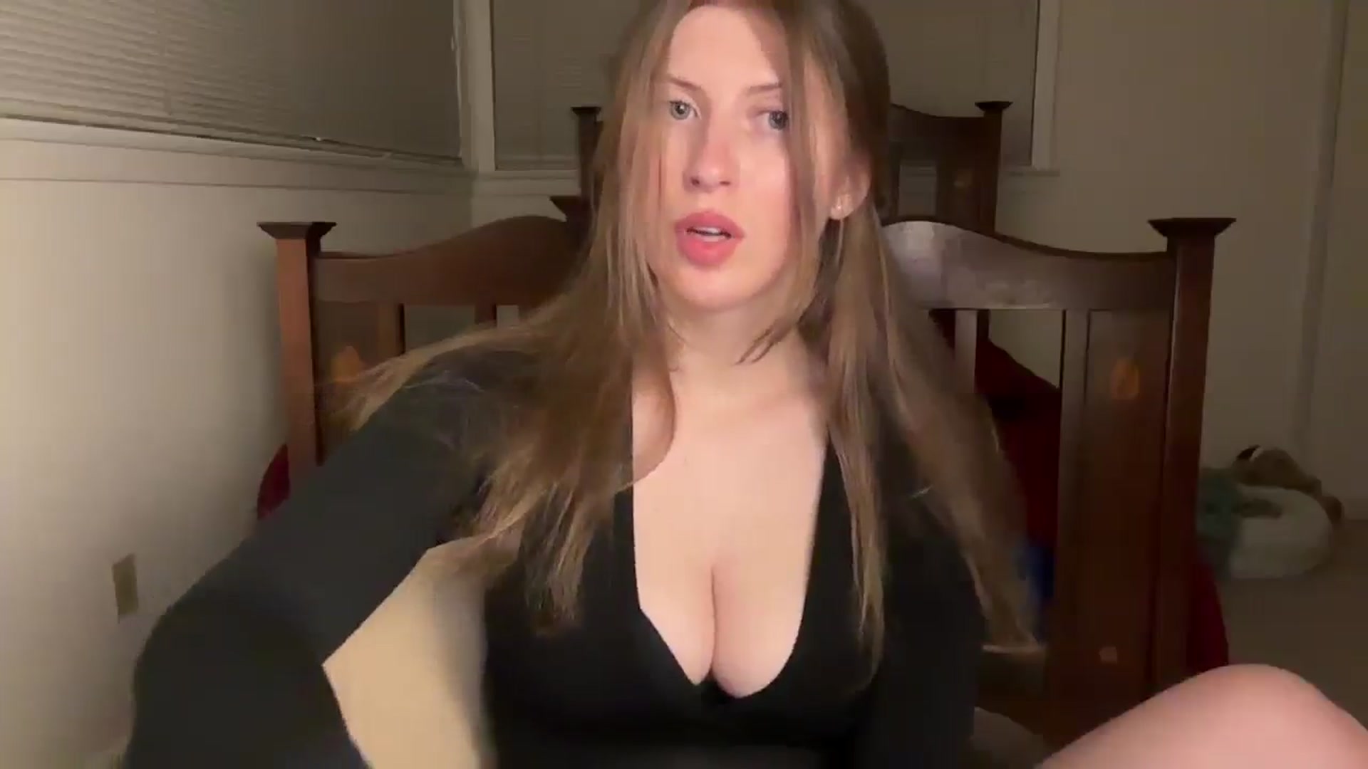 Gallery image thumbnail from Miya_look's myfreecams stream on, 04/14/2026, 03:24 image 2 of 20