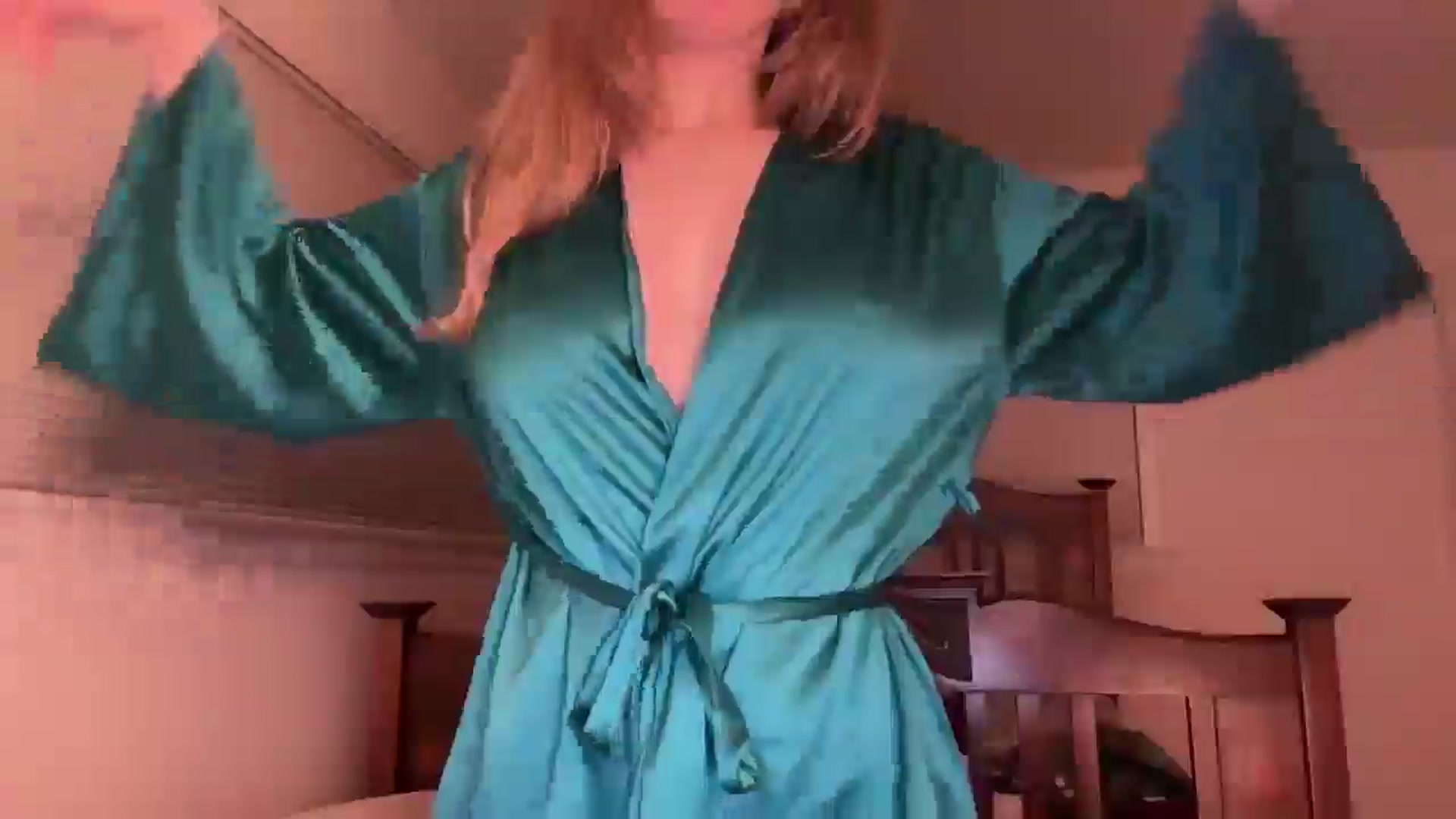 Gallery image thumbnail from Miya_look's myfreecams stream on, 04/17/2026, 09:06 image 9 of 20