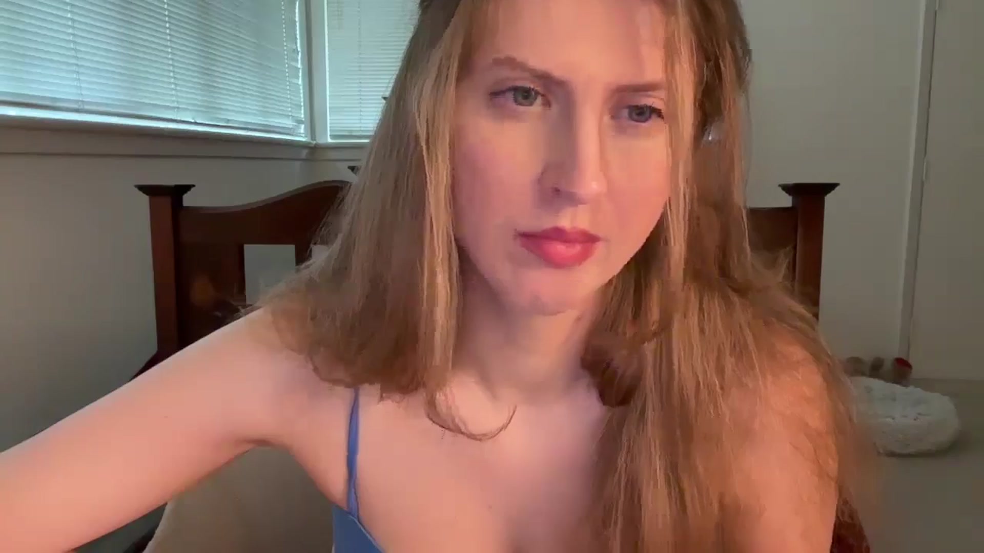 Gallery image thumbnail from Miya_look's myfreecams stream on, 04/22/2026, 16:02 image 12 of 20