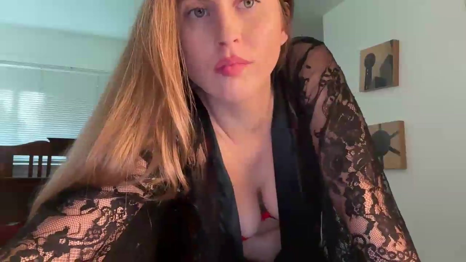 Gallery image thumbnail from Miya_look's myfreecams stream on, 05/15/2026, 24:21 image 12 of 20