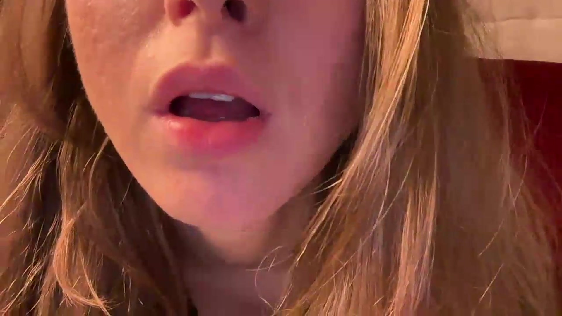 Gallery image thumbnail from Miya_look's myfreecams stream on, 05/30/2026, 08:36 image 3 of 20