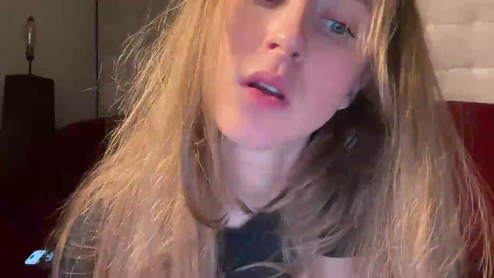 Gallery image thumbnail from Miya_look's myfreecams stream on, 05/30/2026, 08:36 image 13 of 20