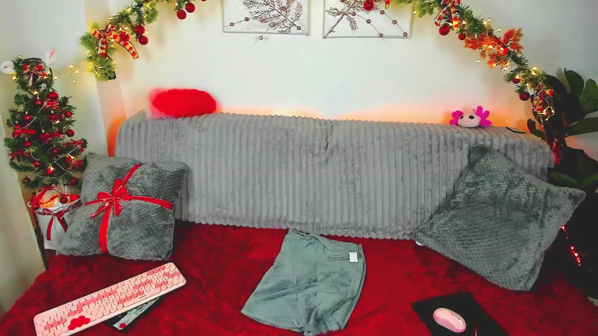Gallery image thumbnail from MiyukiShiba's myfreecams stream on, 11/30/2024, 15:57 image 16 of 20