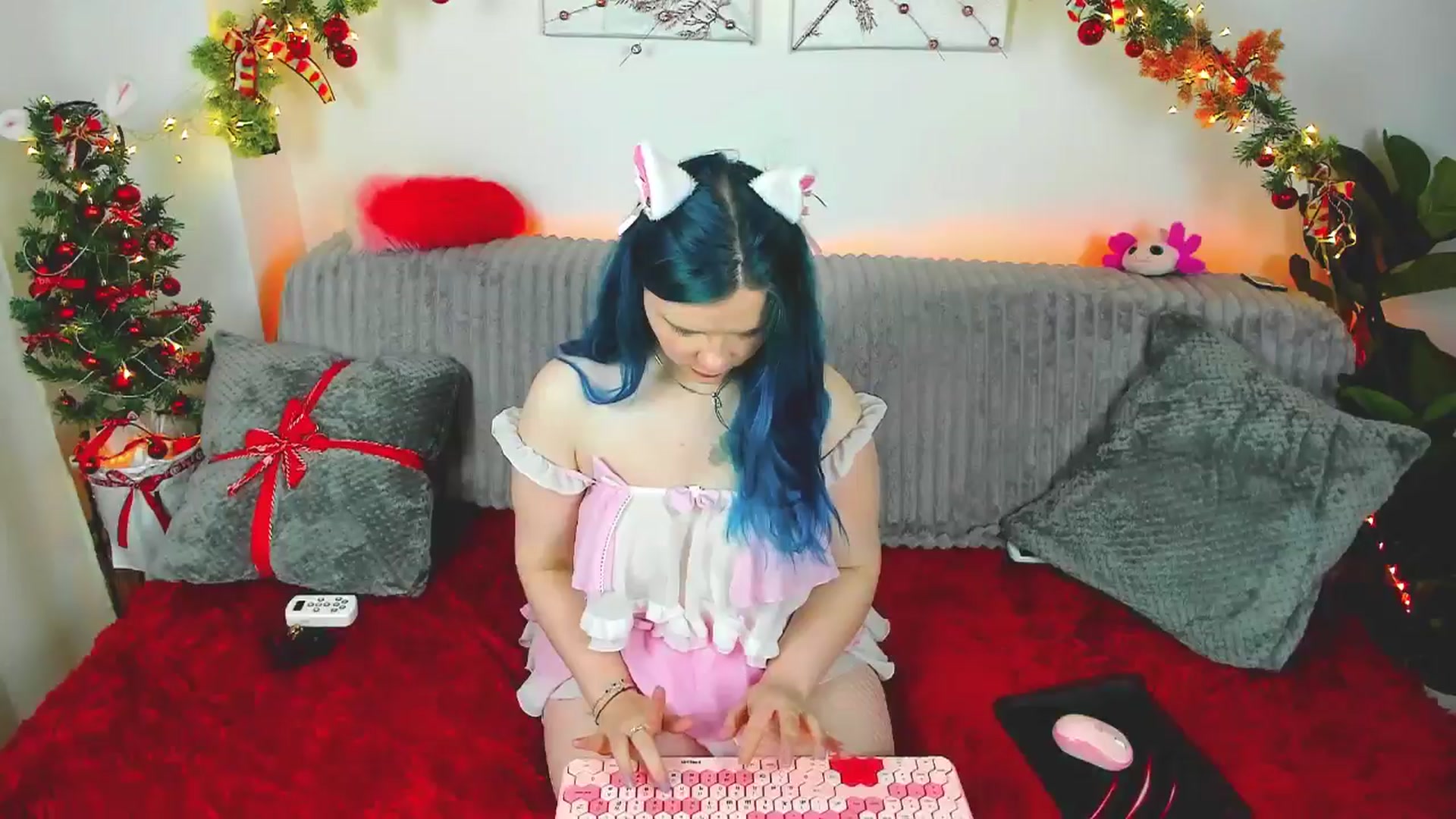 Gallery image thumbnail from MiyukiShiba's myfreecams stream on, 11/30/2024, 15:57 image 10 of 20