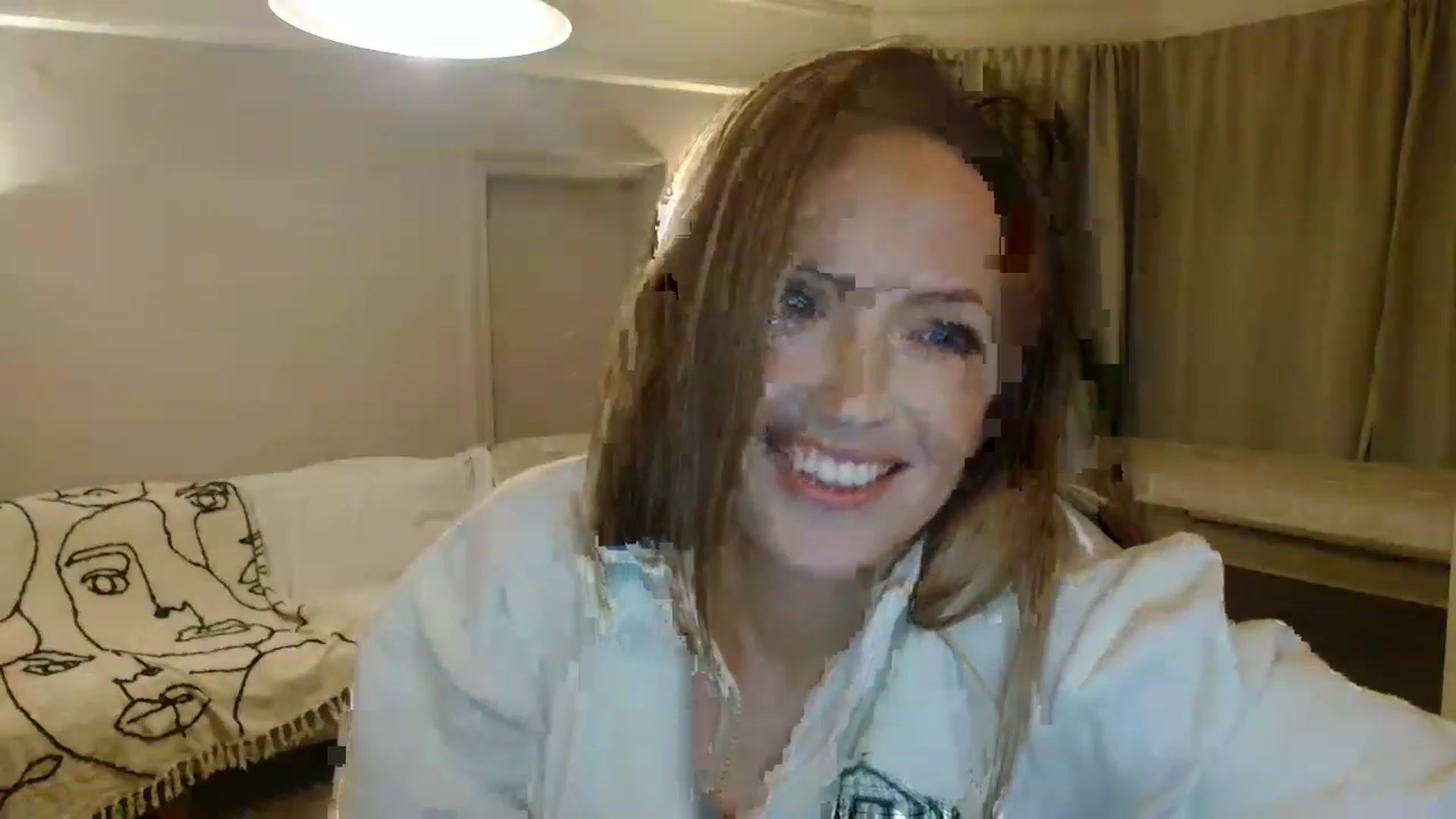 Gallery image thumbnail from Miz_Honey's myfreecams stream on, 01/08/2023, 17:43 image 5 of 20