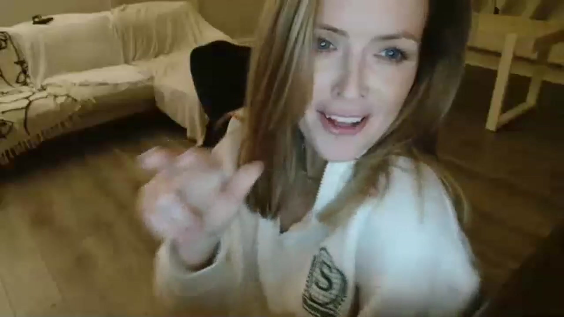 Gallery image thumbnail from Miz_Honey's myfreecams stream on, 01/08/2023, 22:15 image 5 of 20