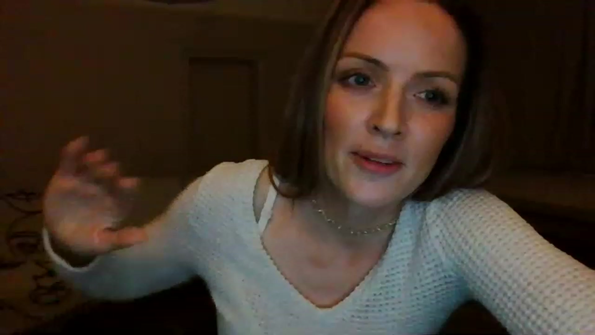 Gallery image thumbnail from Miz_Honey's myfreecams stream on, 01/09/2023, 19:10 image 15 of 20