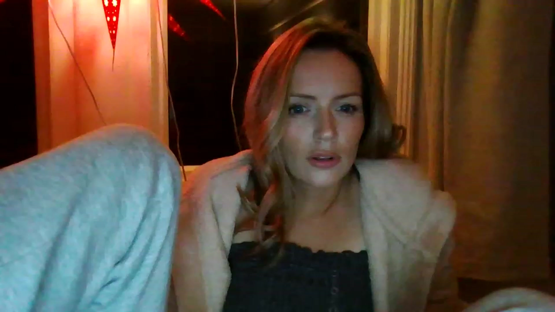 Gallery image thumbnail from Miz_Honey's myfreecams stream on, 02/04/2023, 23:59 image 16 of 20