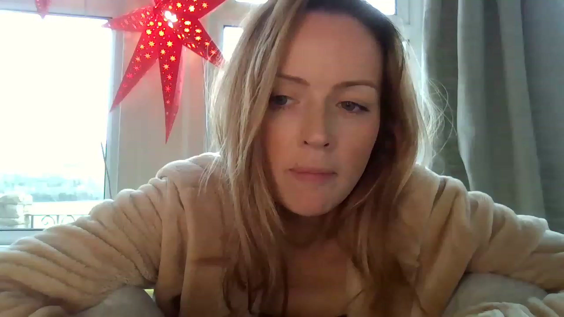 Gallery image thumbnail from Miz_Honey's myfreecams stream on, 02/12/2023, 12:17 image 10 of 20