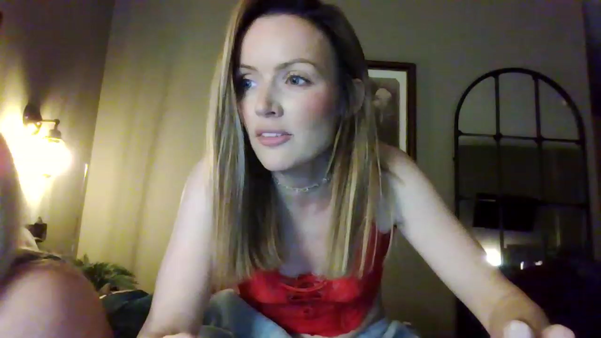 Gallery image thumbnail from Miz_Honey's myfreecams stream on, 02/14/2023, 24:15 image 15 of 20