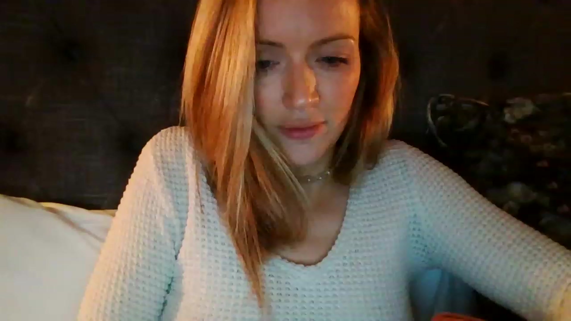 Gallery image thumbnail from Miz_Honey's myfreecams stream on, 02/14/2023, 03:09 image 17 of 20