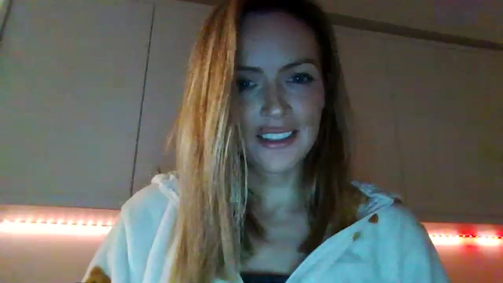 Gallery image thumbnail from Miz_Honey's myfreecams stream on, 02/14/2023, 19:23 image 13 of 20
