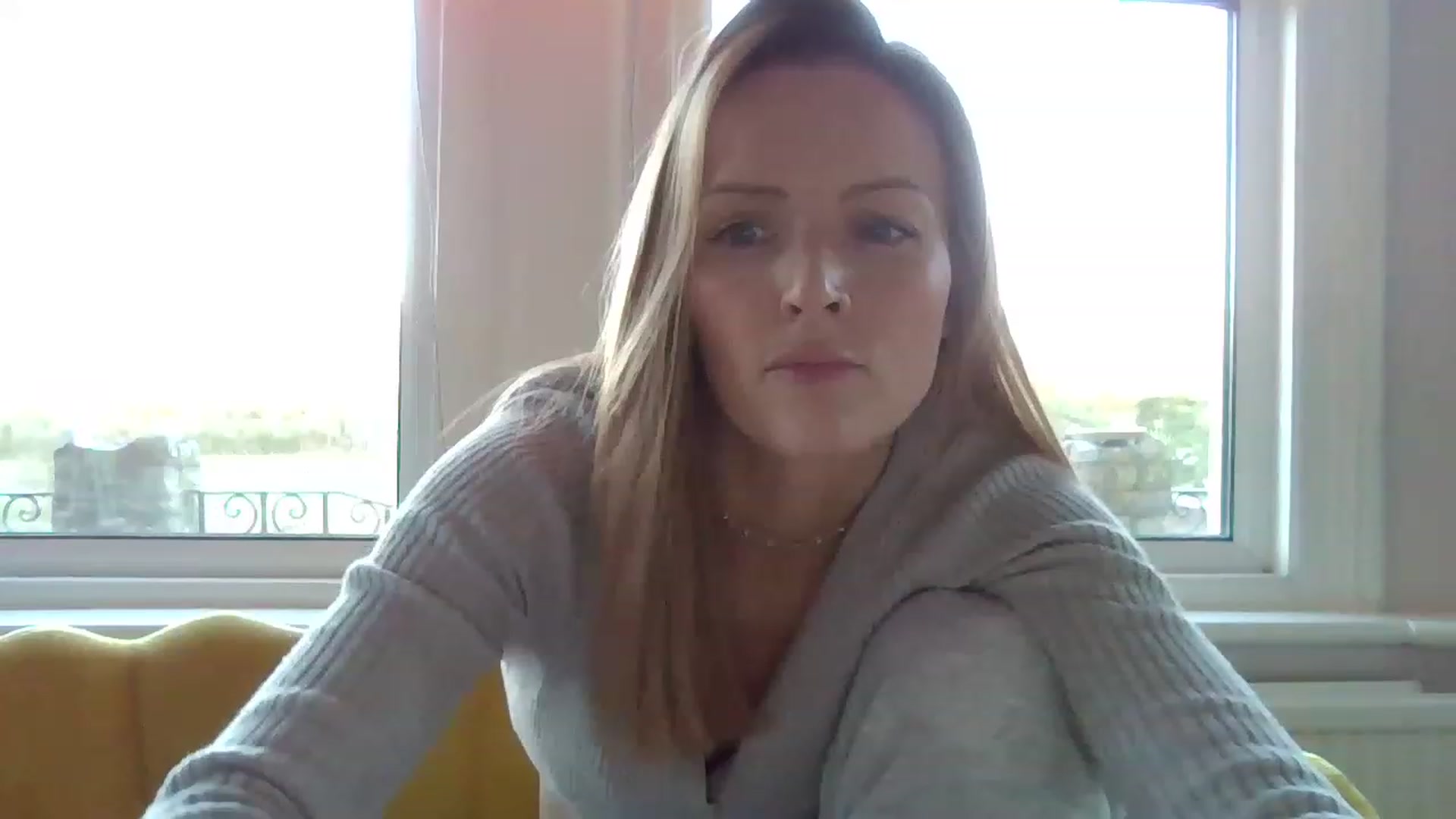 Gallery image thumbnail from Miz_Honey's myfreecams stream on, 02/19/2023, 17:25 image 9 of 20