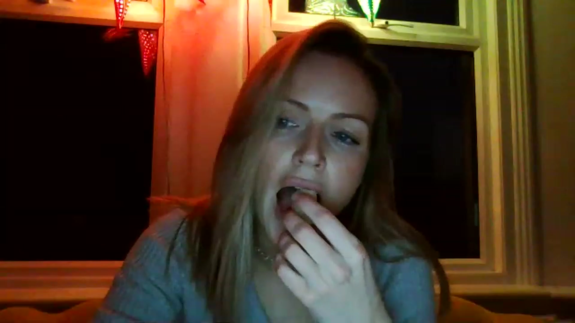 Gallery image thumbnail from Miz_Honey's myfreecams stream on, 02/19/2023, 20:15 image 2 of 20