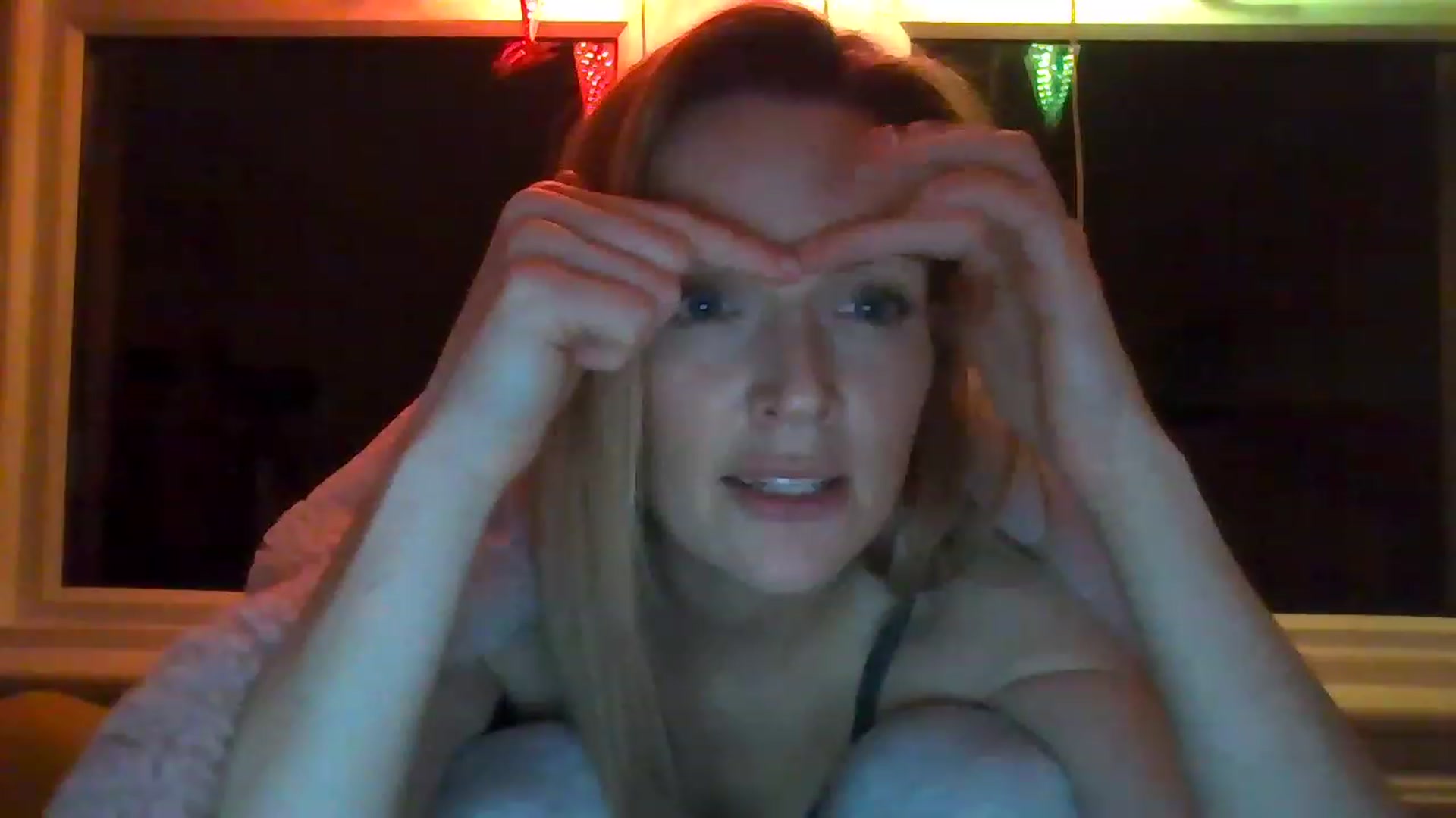 Gallery image thumbnail from Miz_Honey's myfreecams stream on, 02/20/2023, 21:49 image 17 of 20