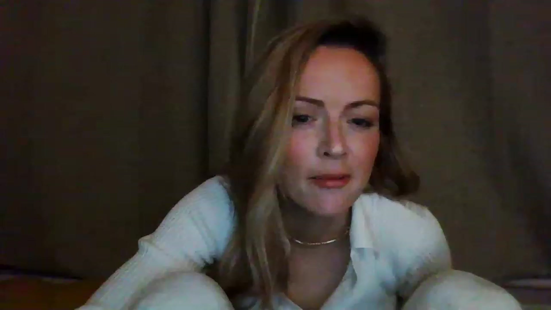 Gallery image thumbnail from Miz_Honey's myfreecams stream on, 03/01/2023, 23:12 image 15 of 20